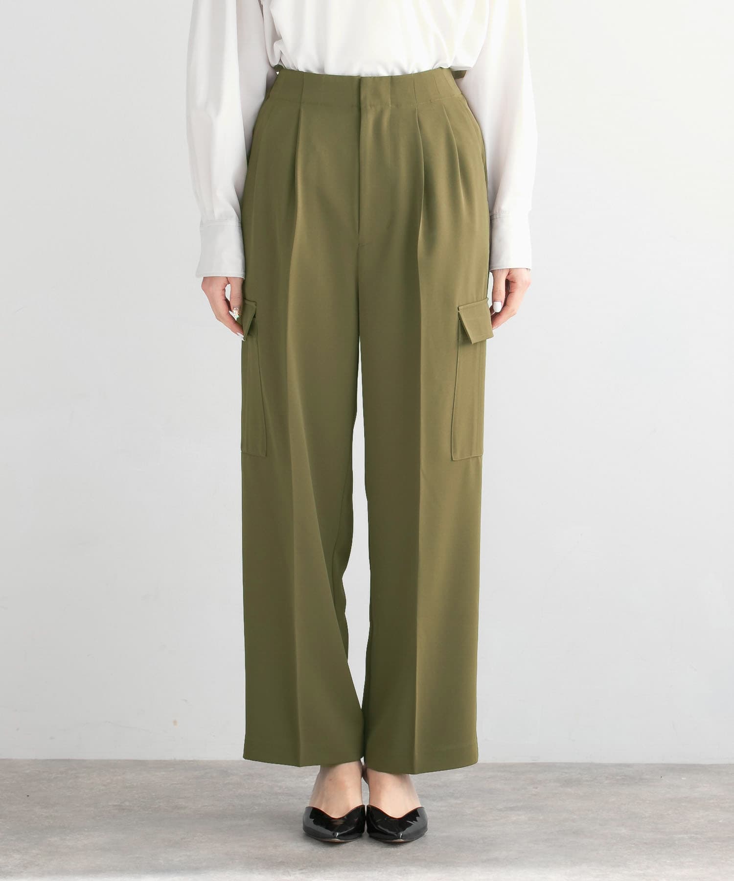 KHAKI