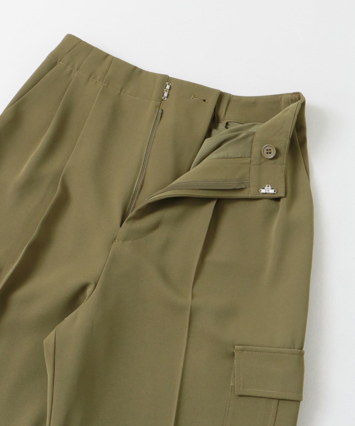 センタープレスカーゴパンツ KHAKI FREE