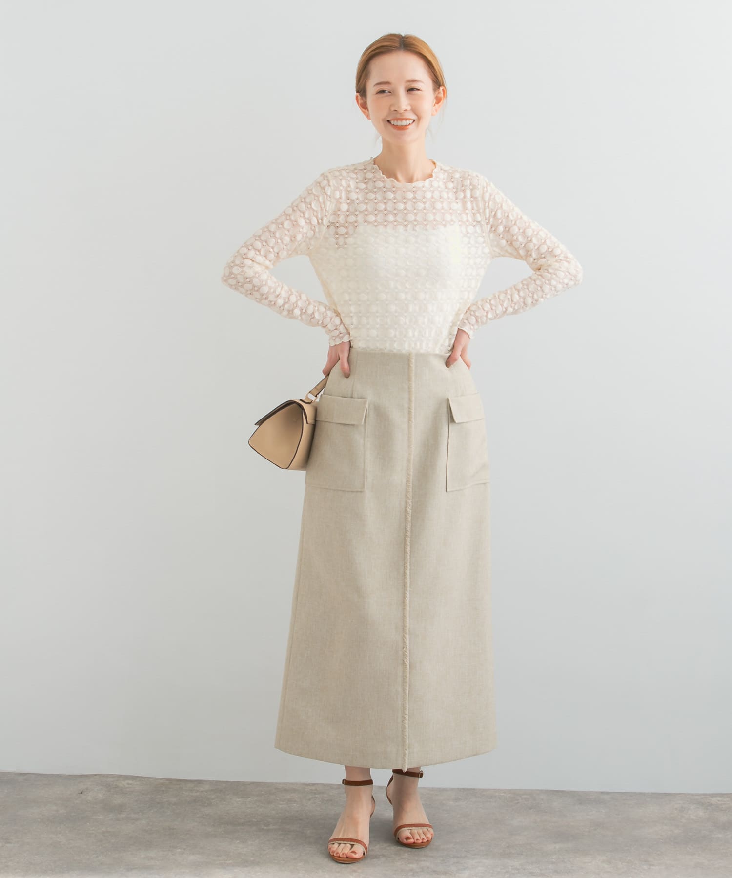 BEIGE