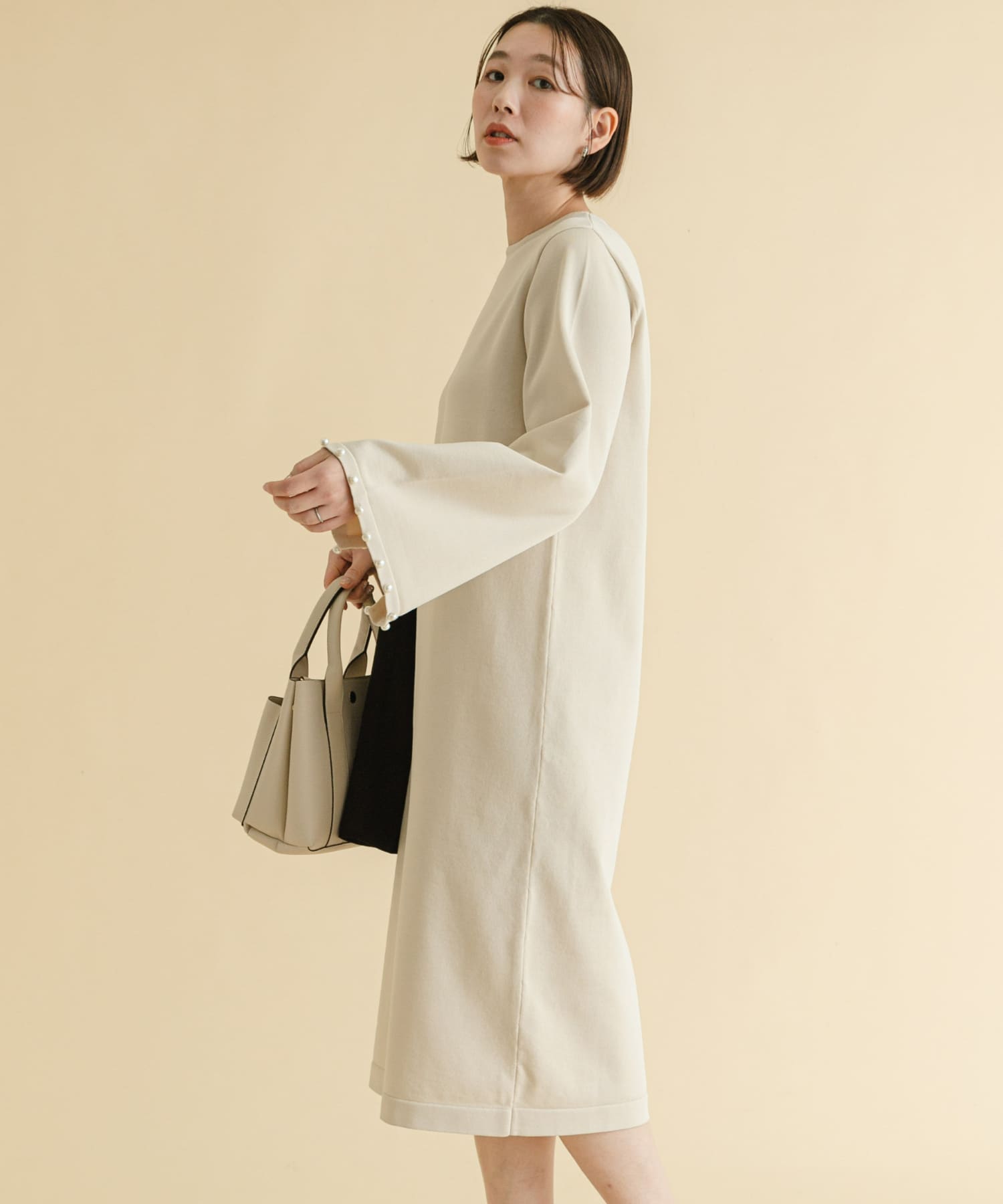 身長：164cm サイズ：38