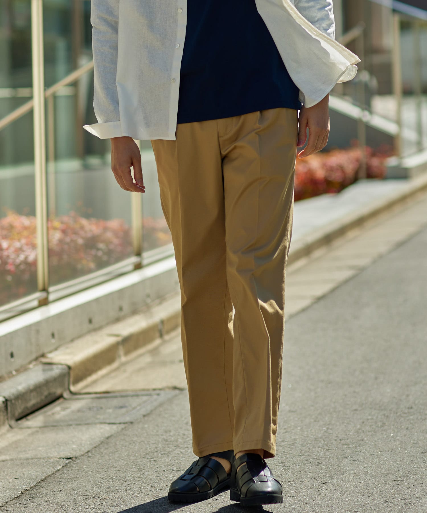 BEIGE