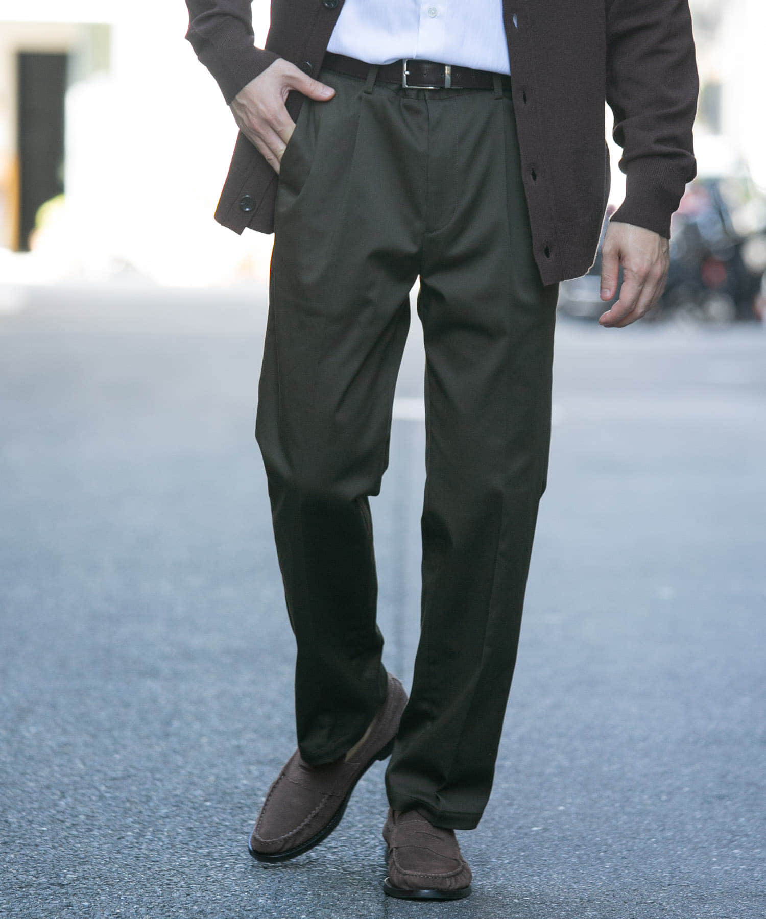 KHAKI