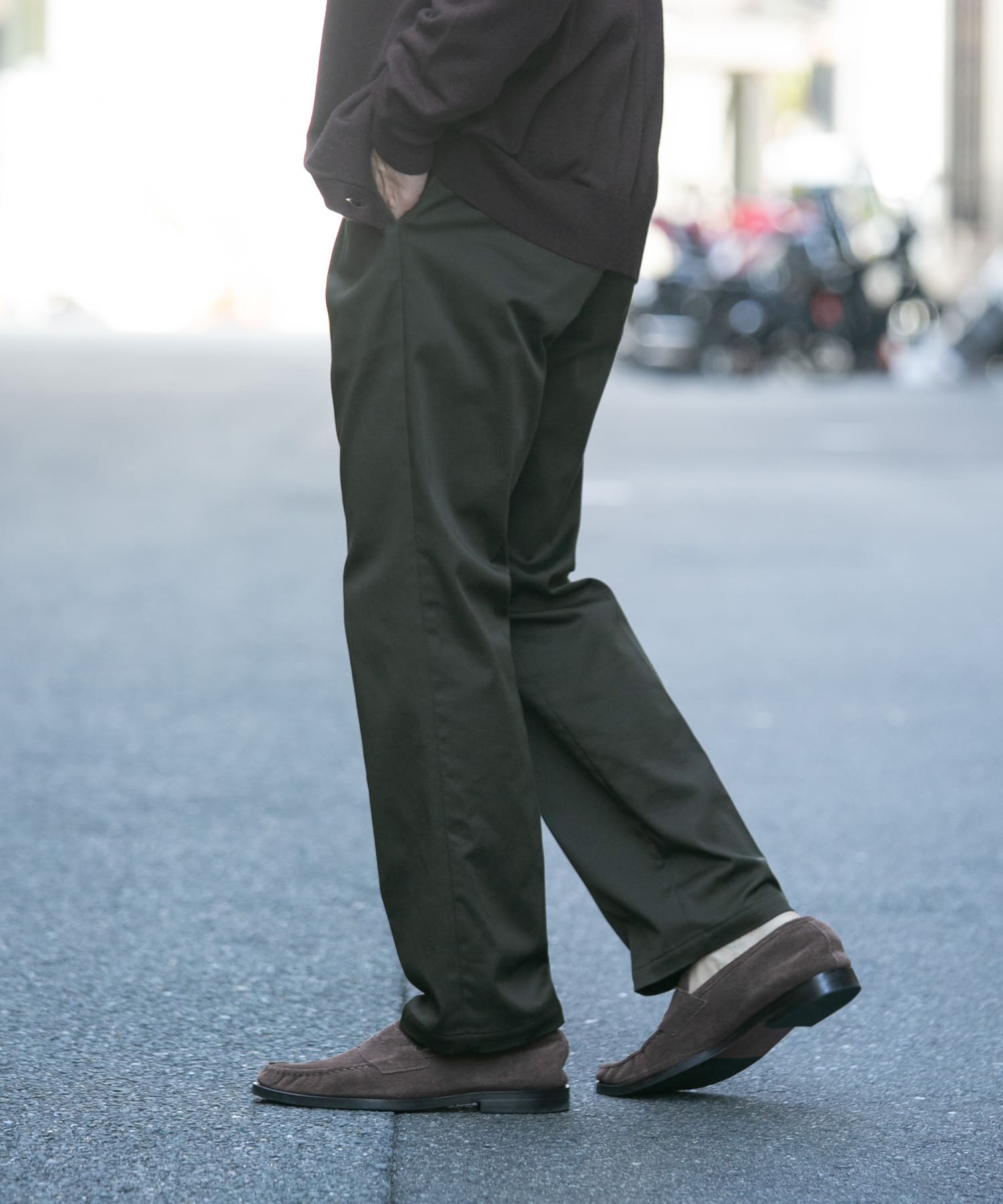 KHAKI