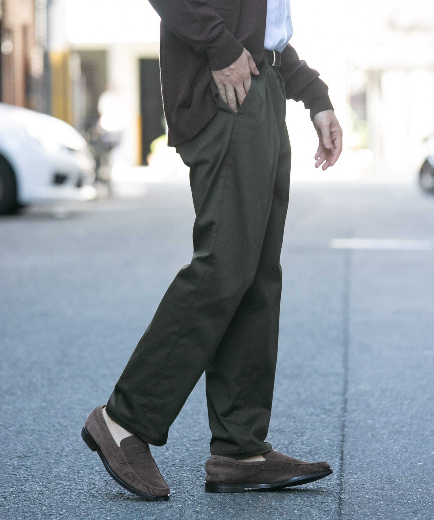 KHAKI
