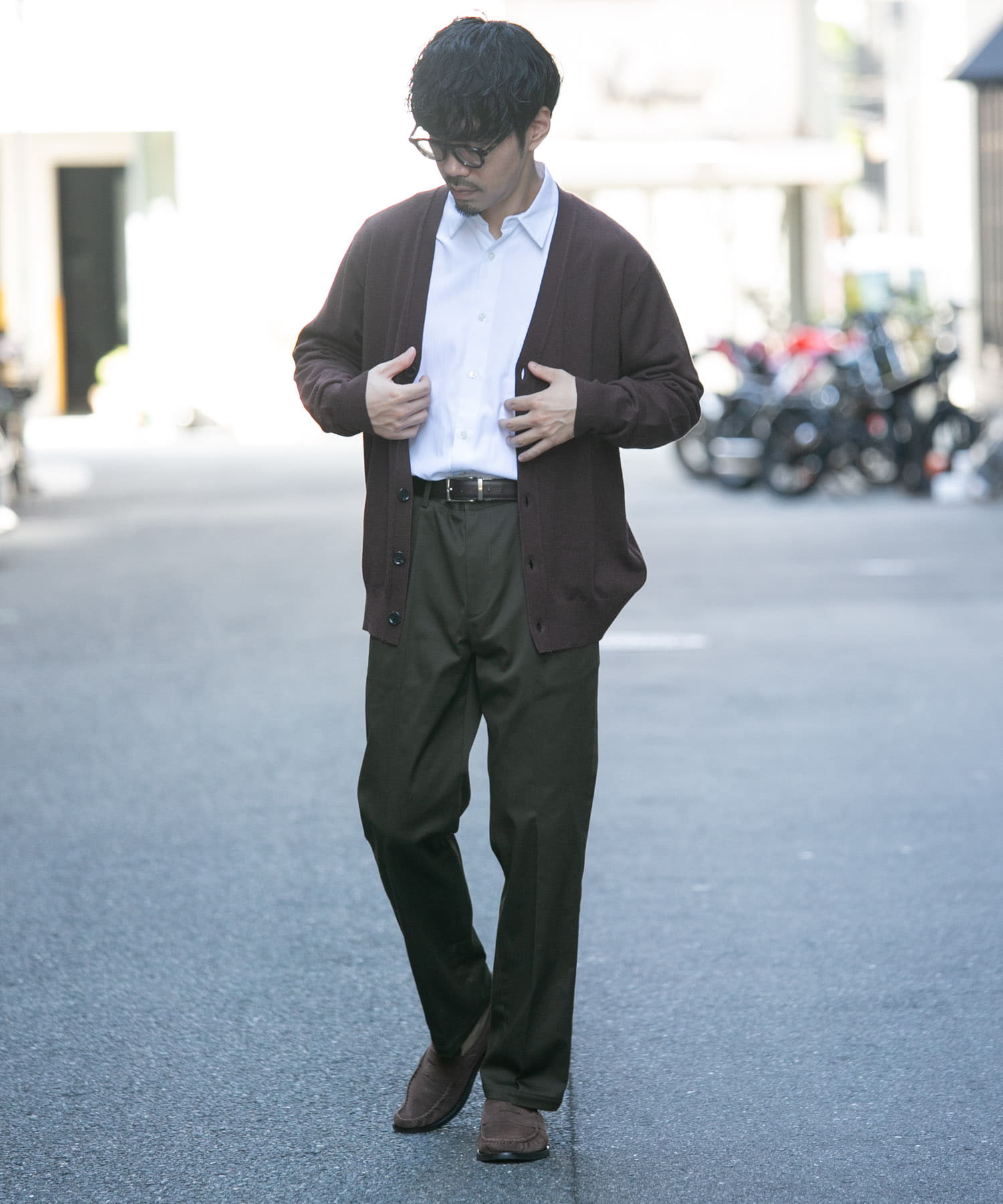 KHAKI