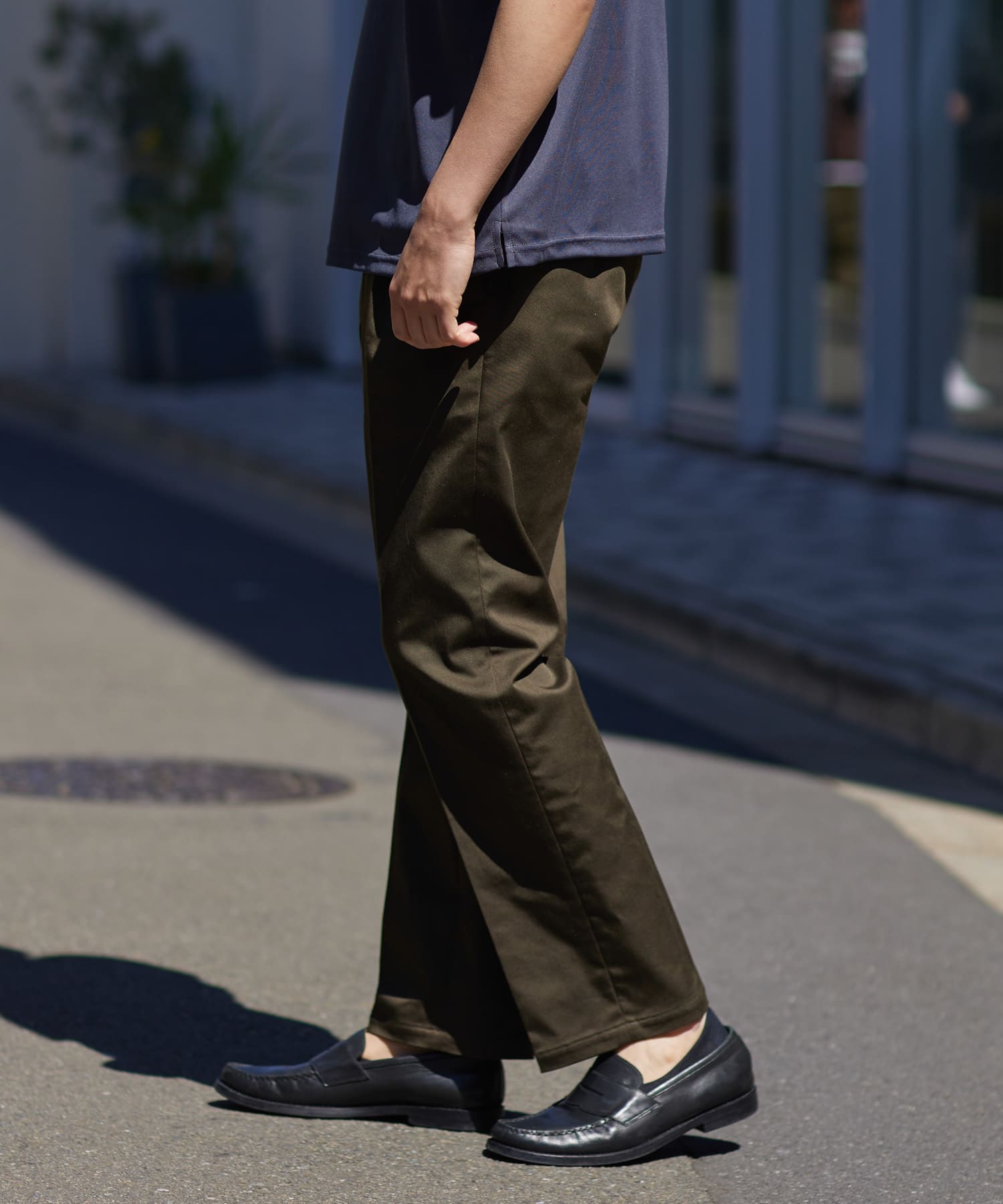 KHAKI