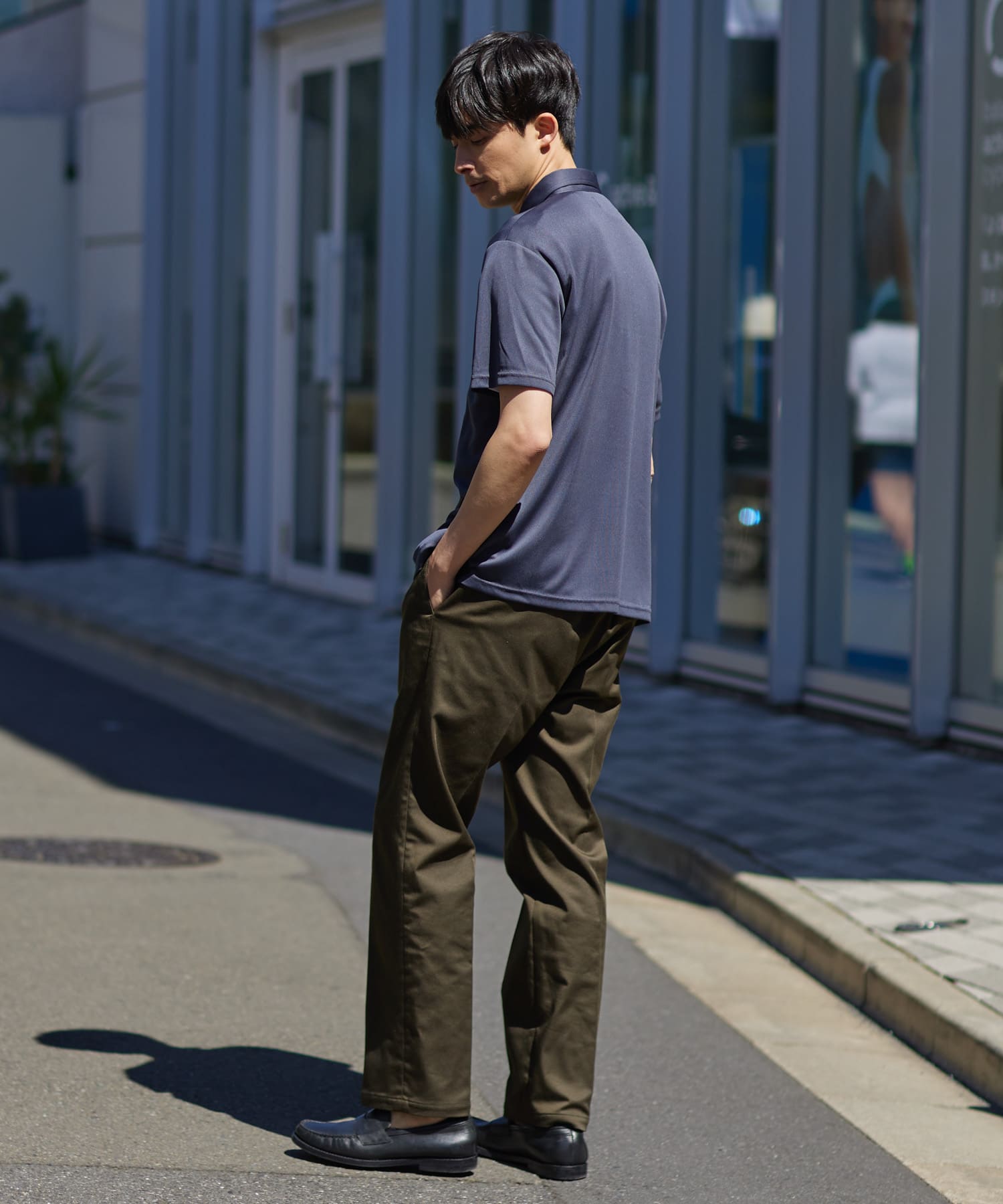 KHAKI