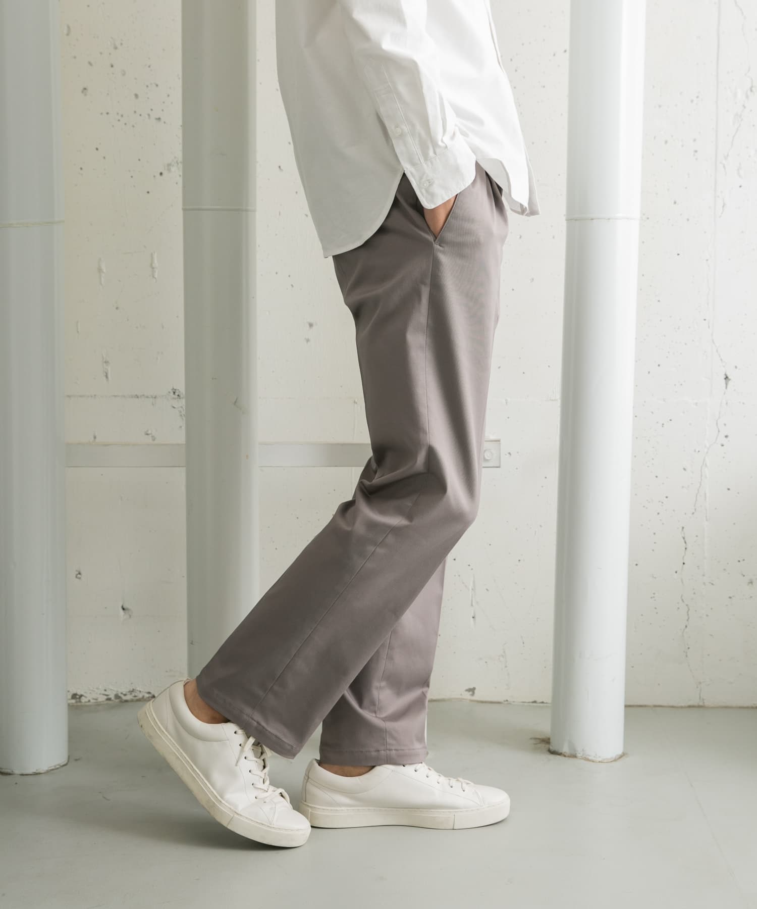 GRAY