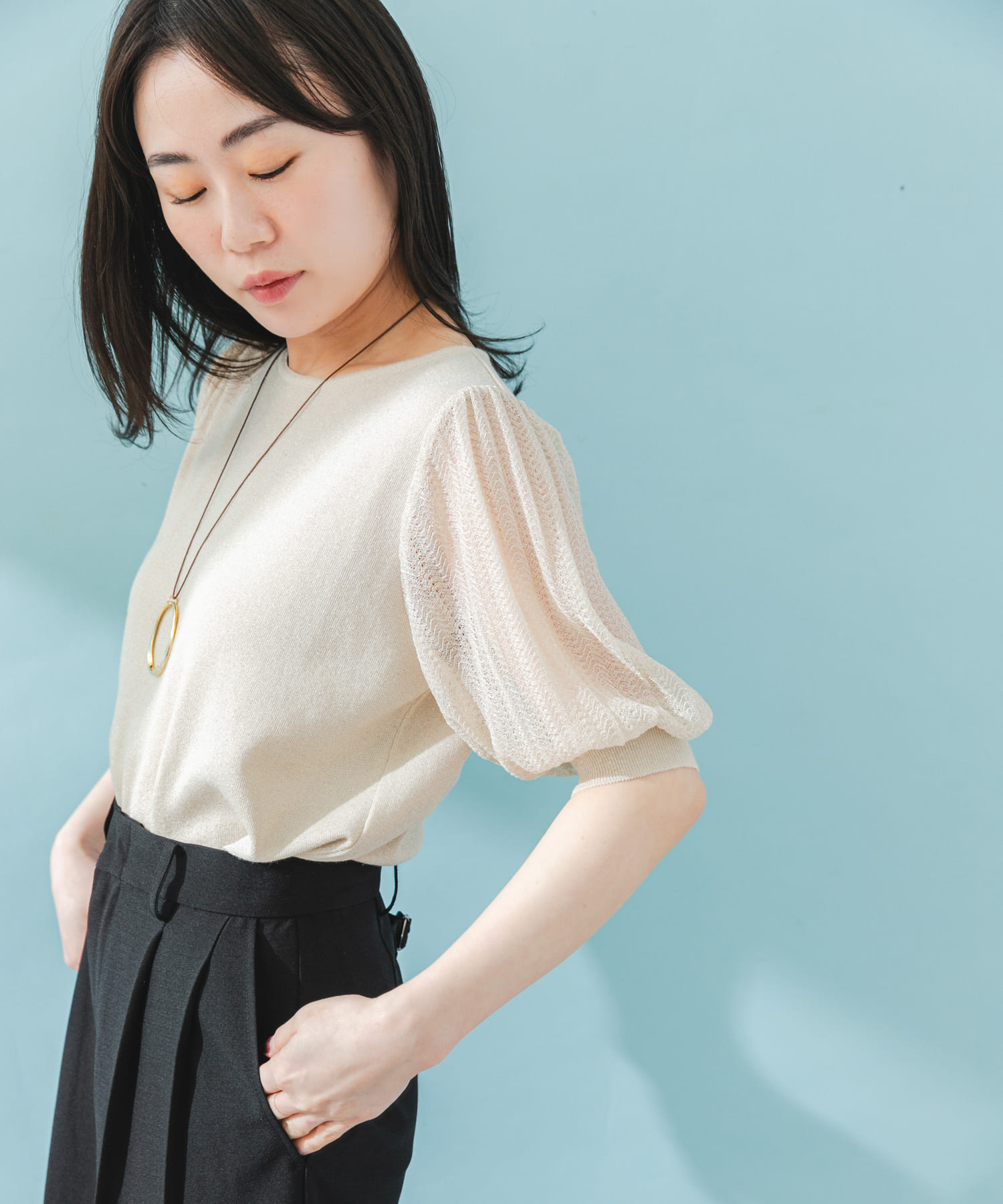 L/BEIGE