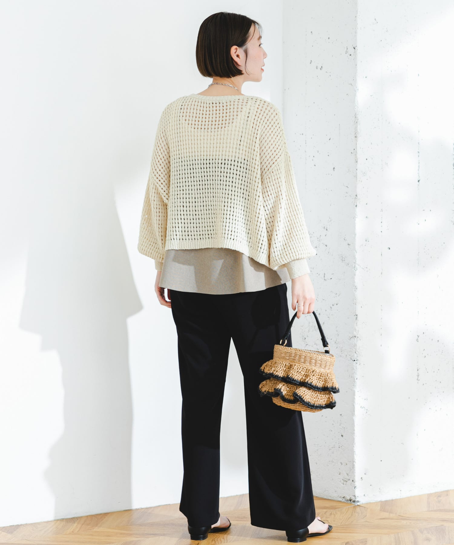 L/BEIGE