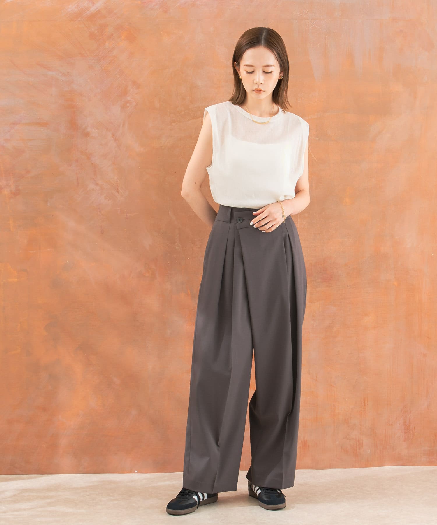 gray