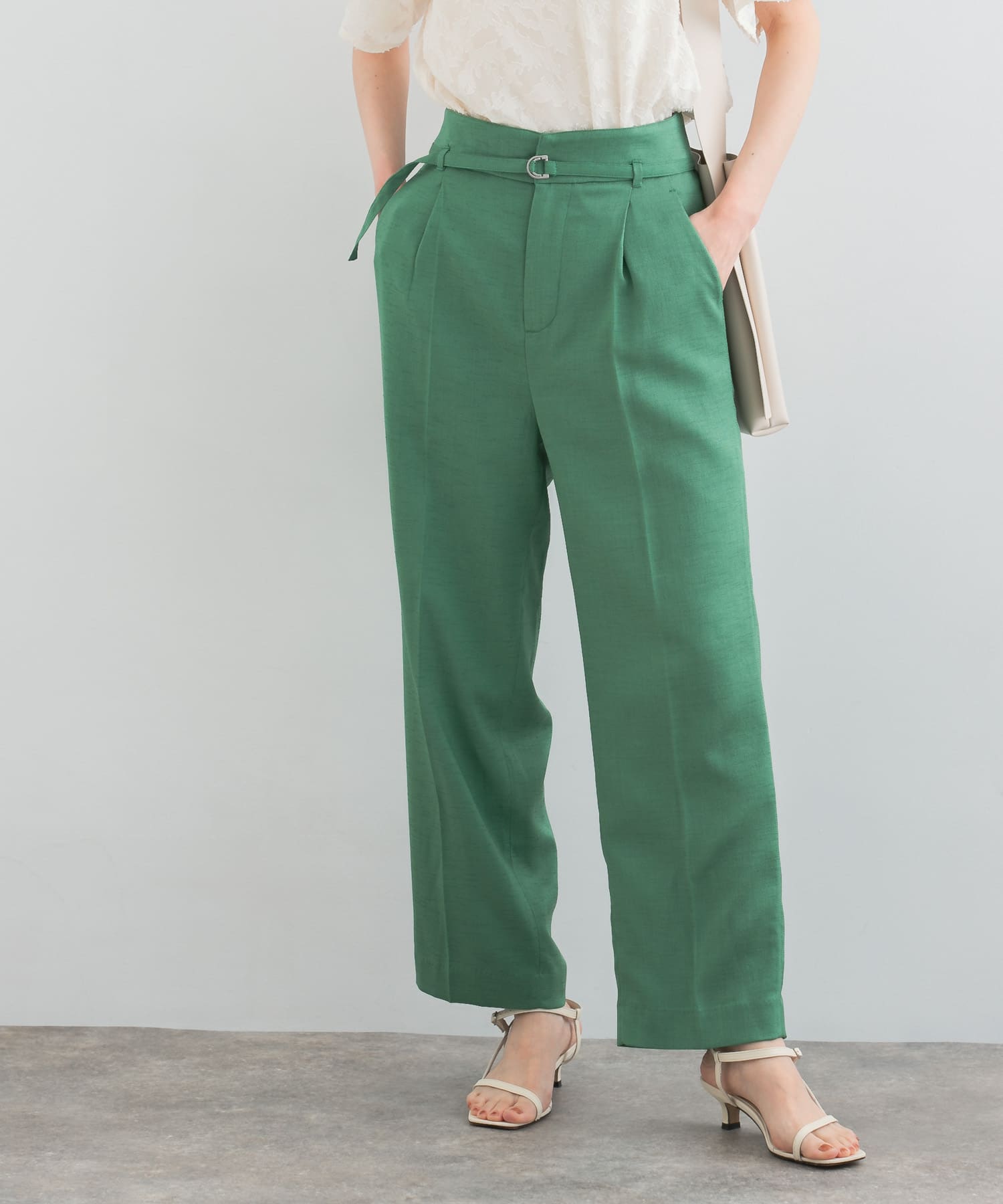GREEN