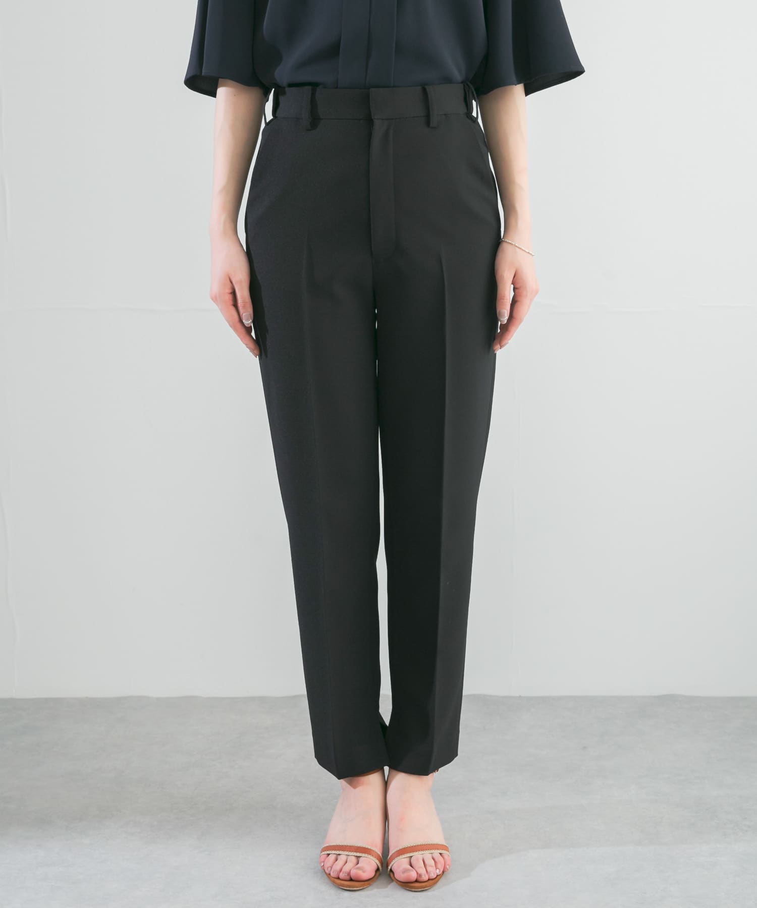 身長：163cm サイズ：38