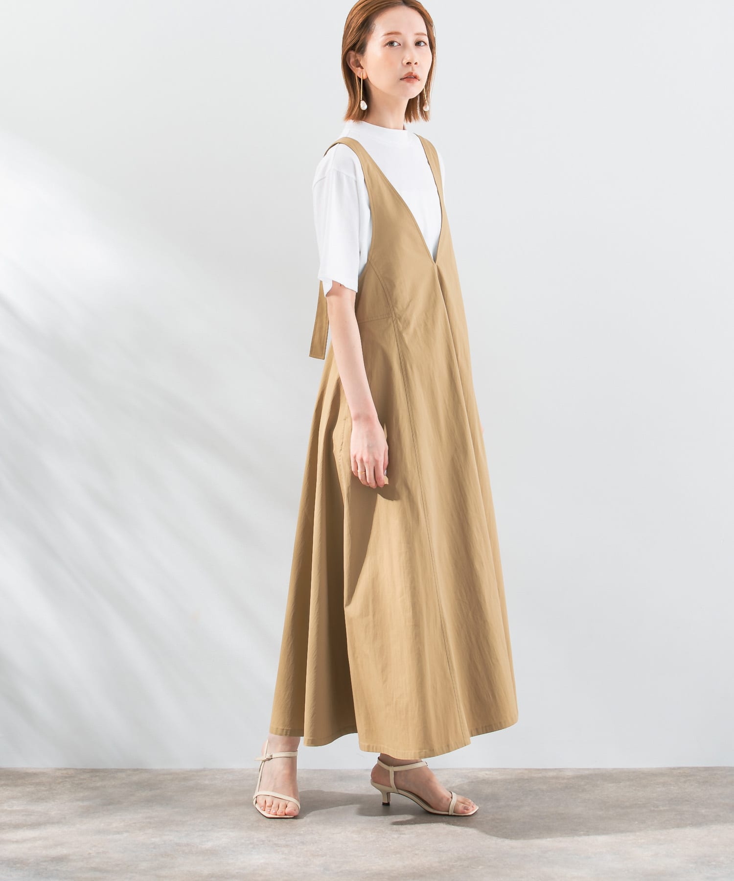 beige