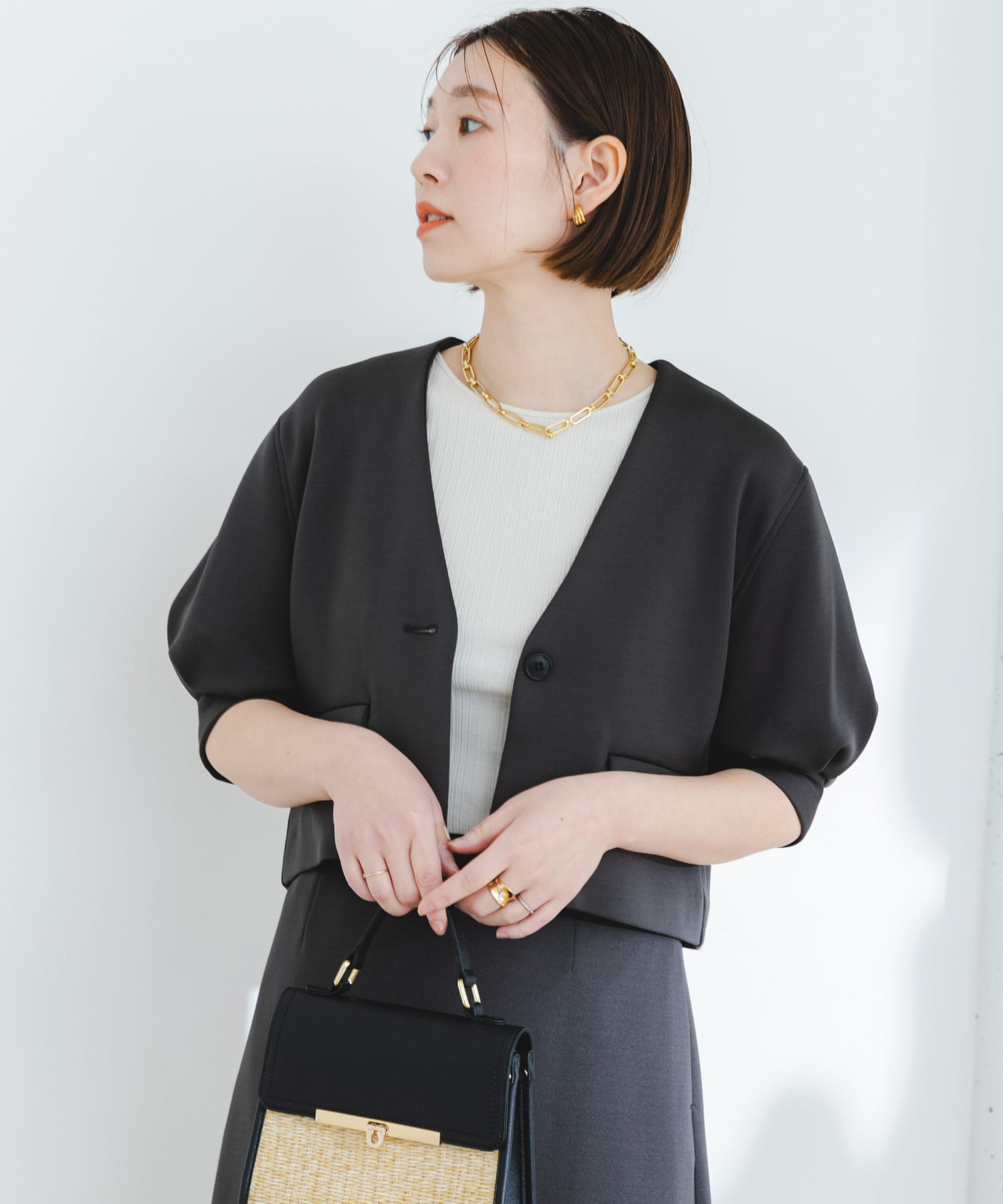 身長：164cm サイズ：38