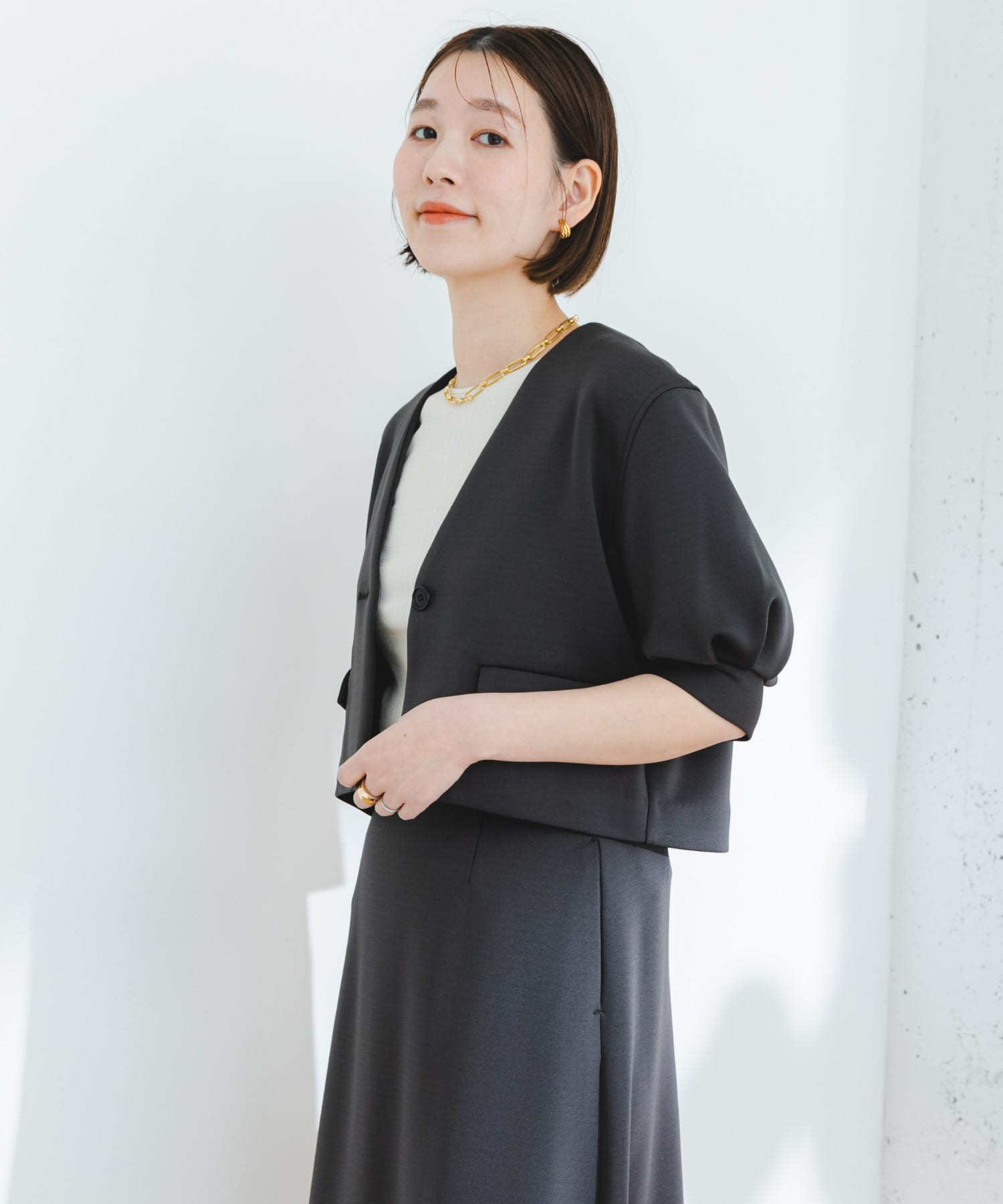 身長：164cm サイズ：38
