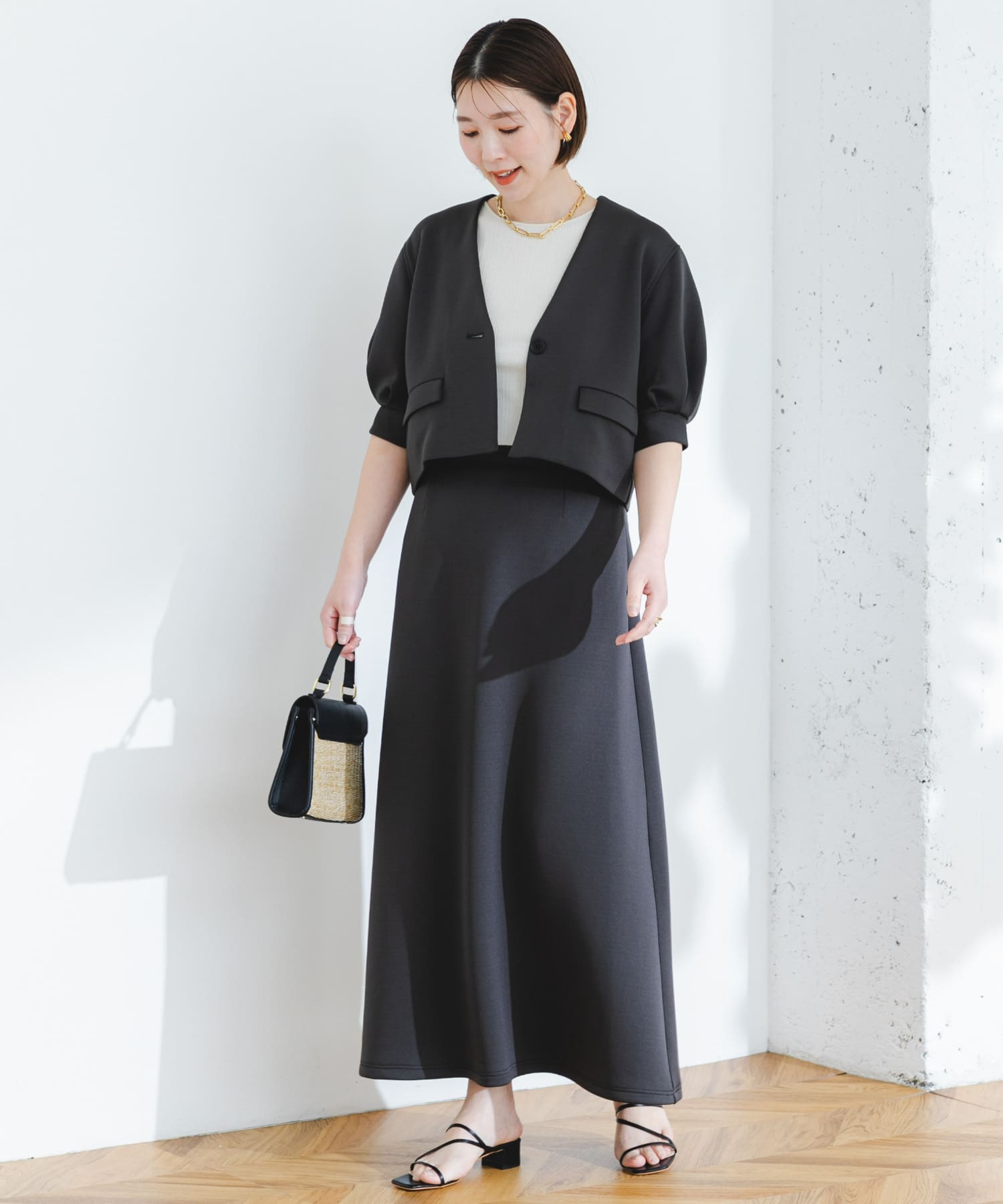 身長：164cm サイズ：38