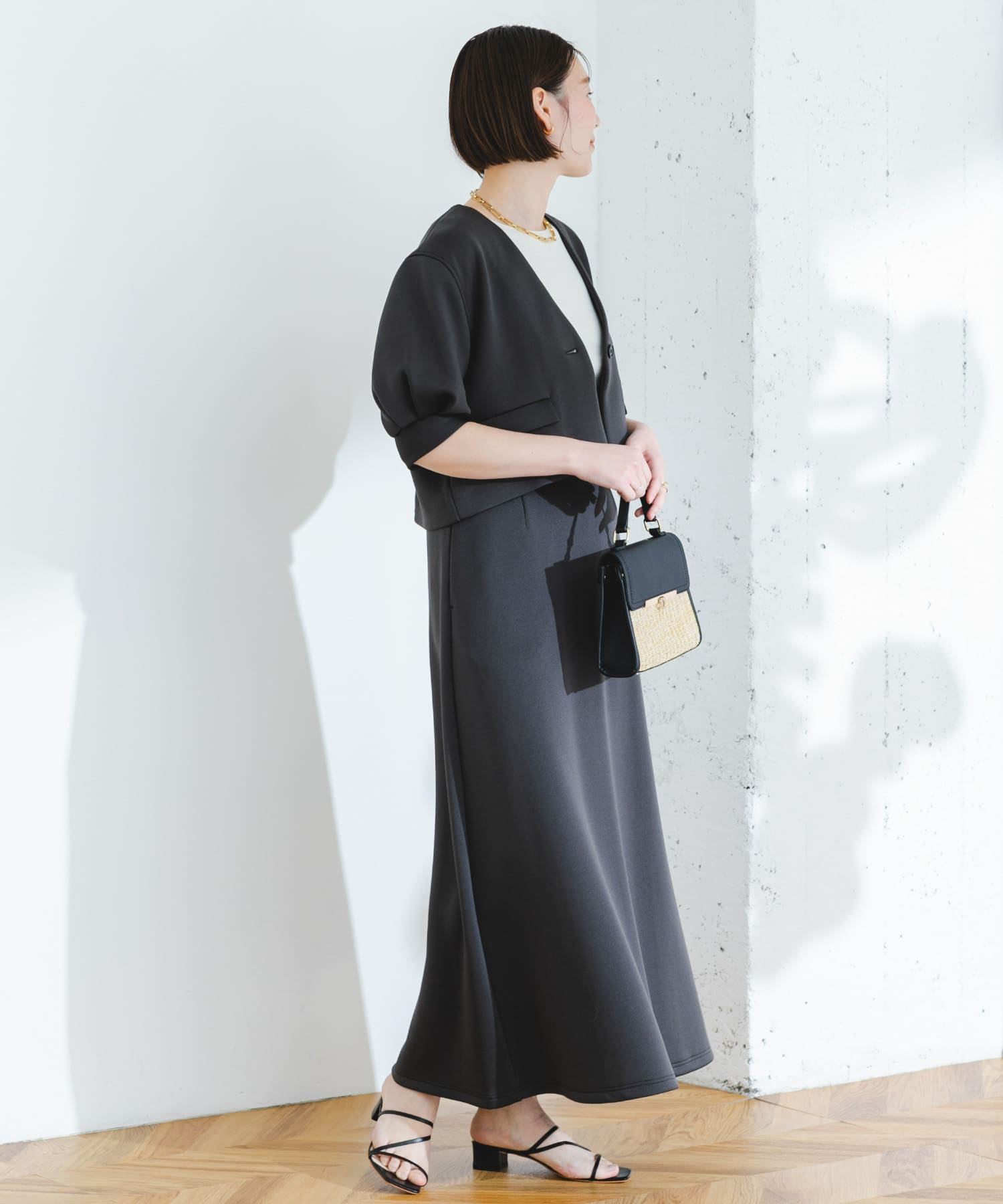 身長：164cm サイズ：38