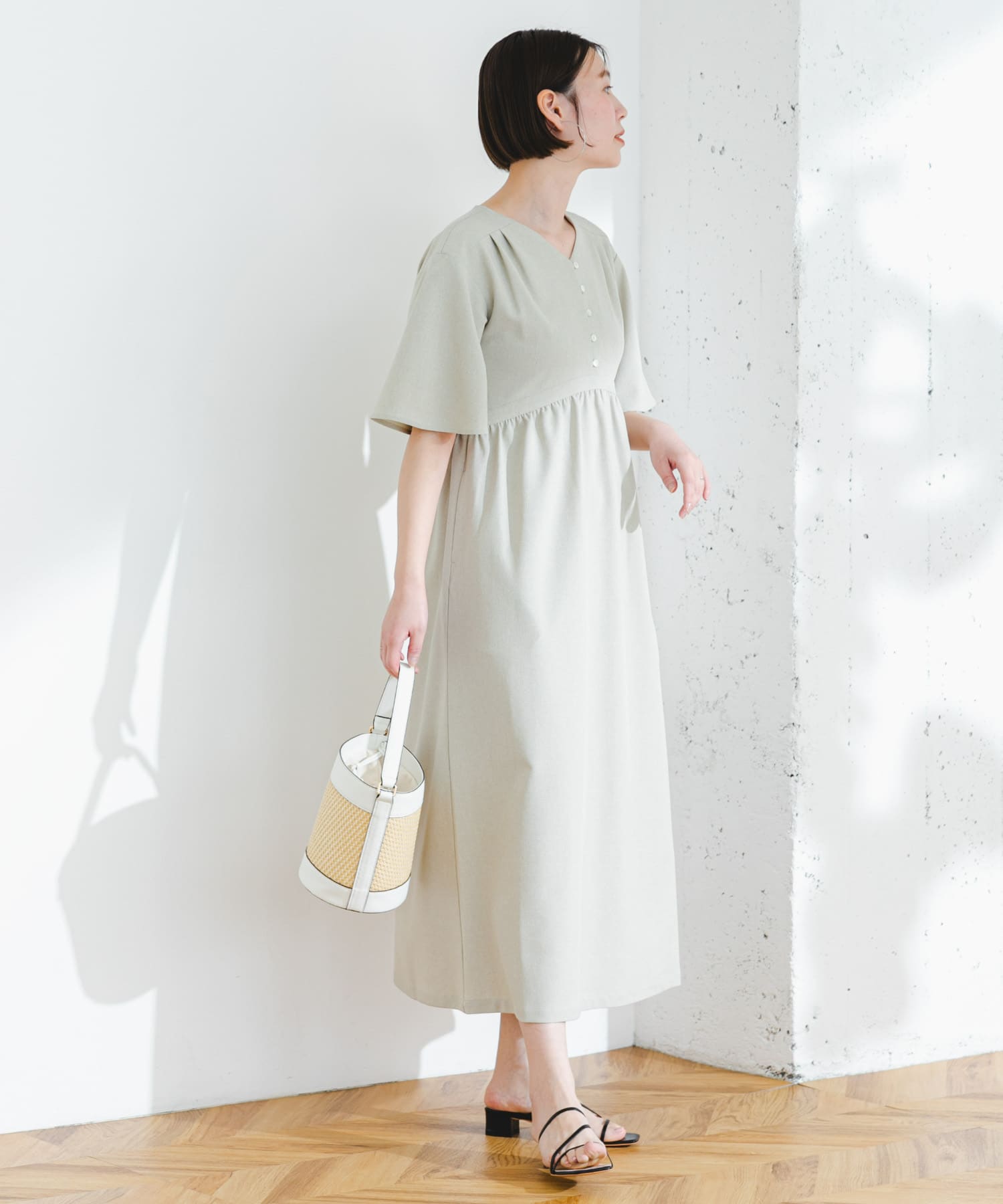 身長：164cm サイズ：38
