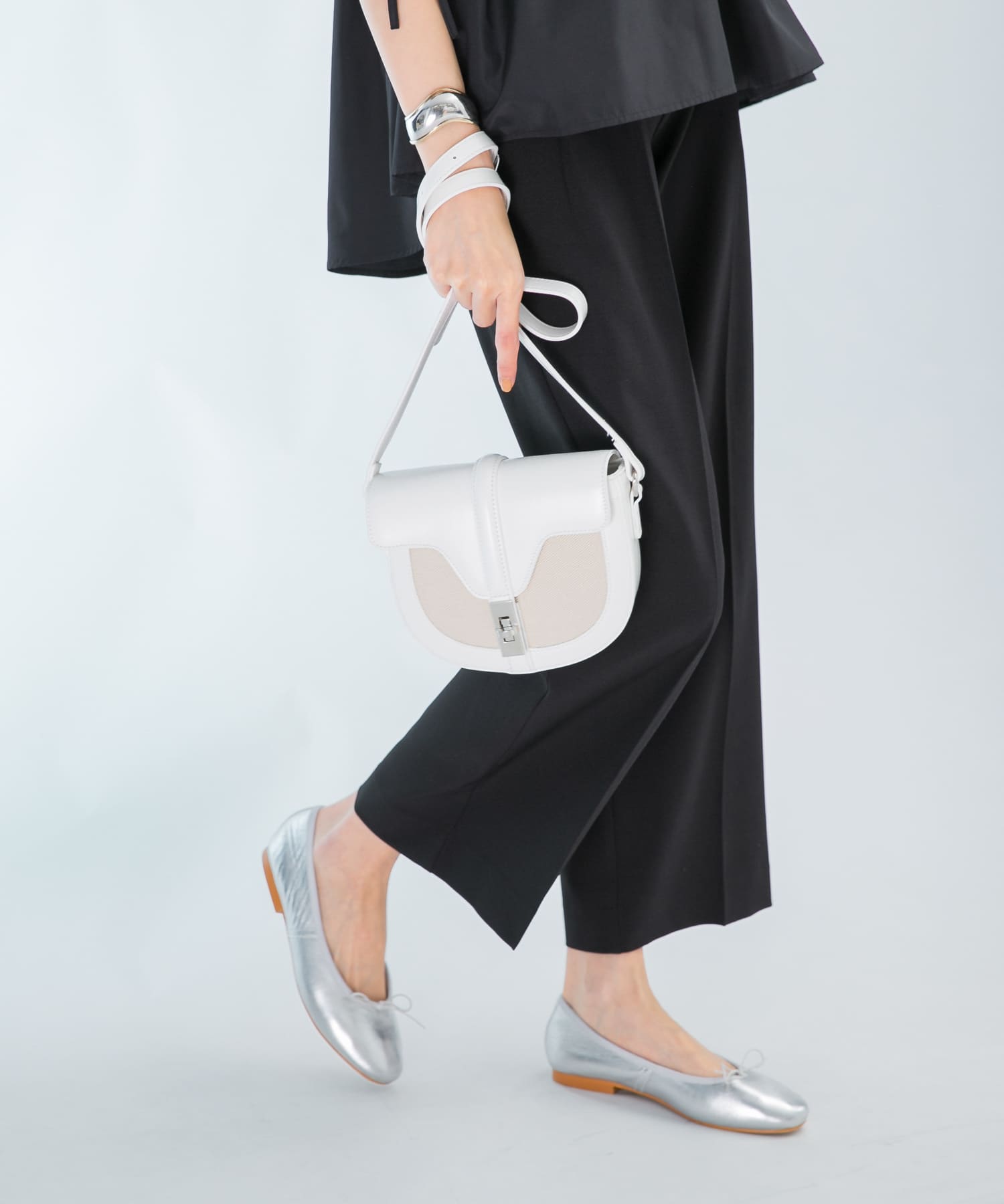 キャンバスコンビショルダーバッグ OFFWHITE -