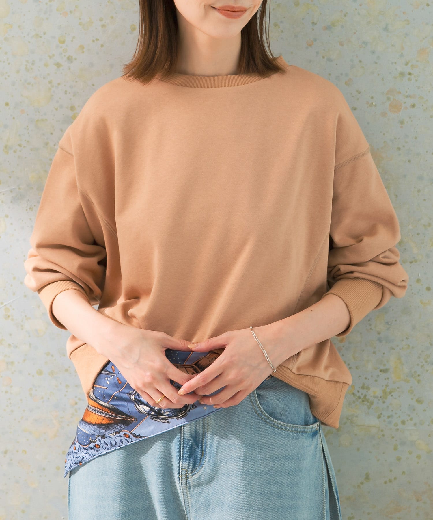 beige