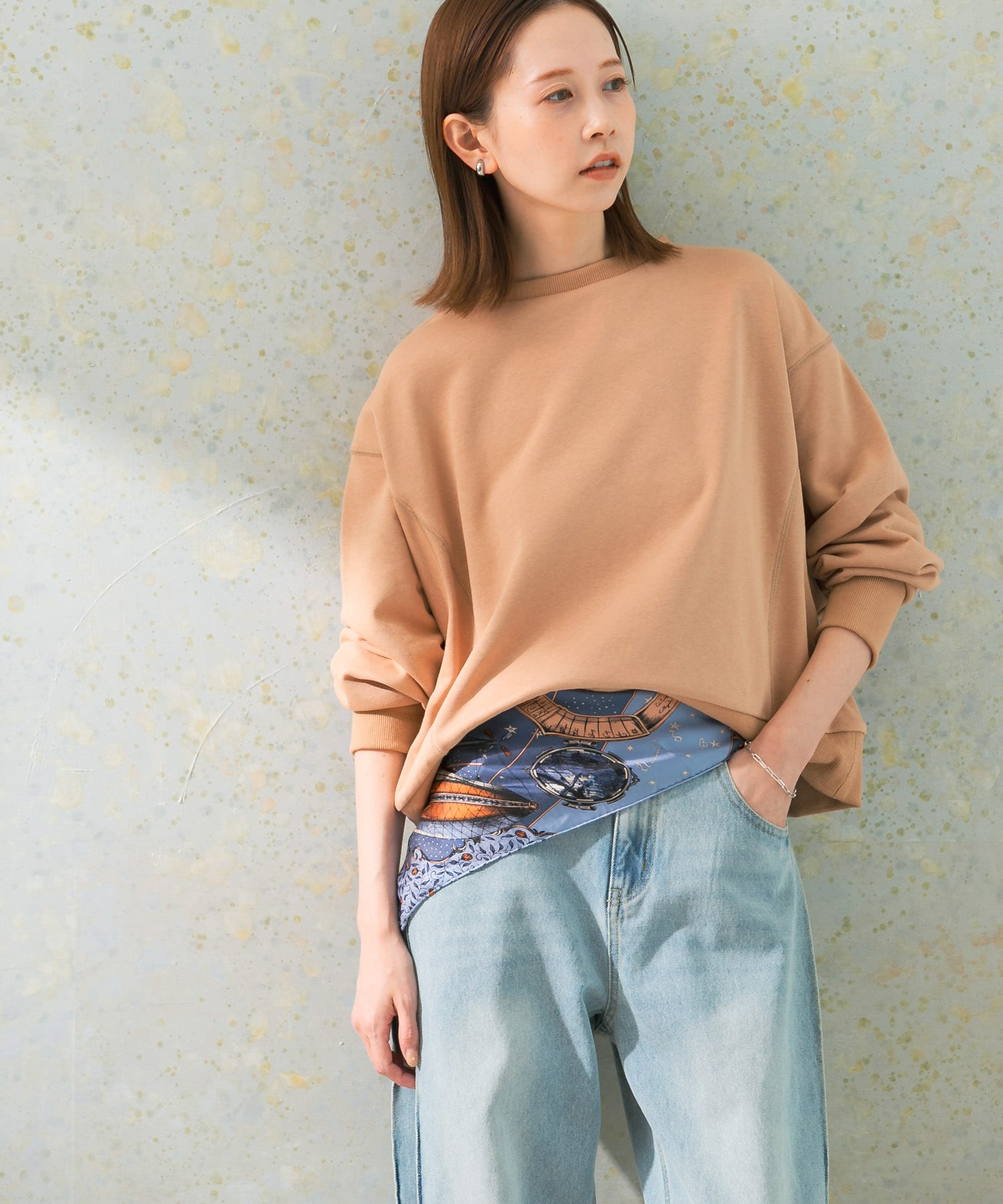 beige