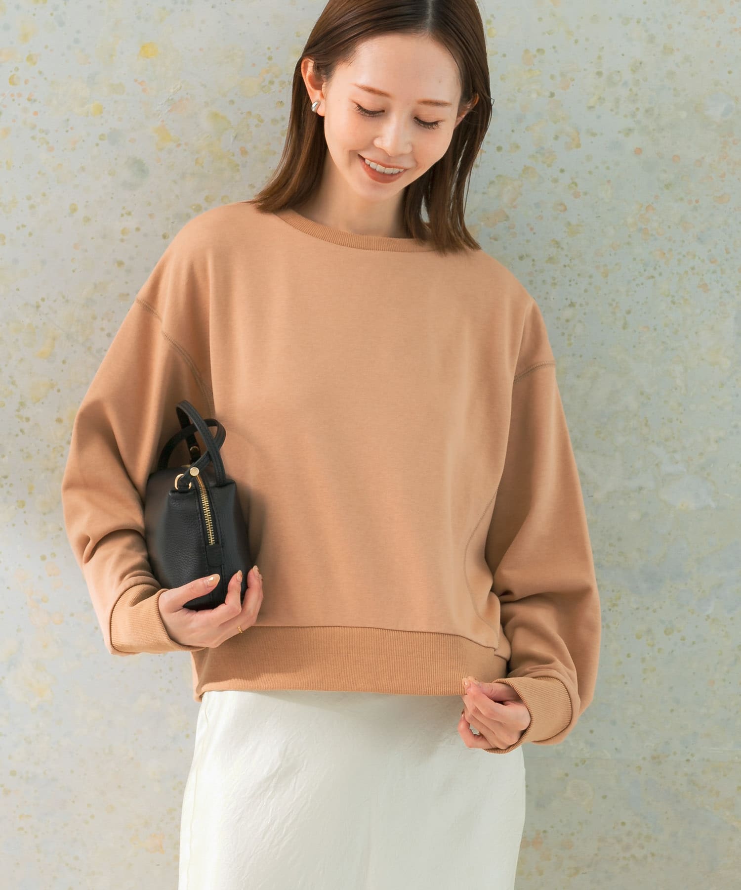 beige