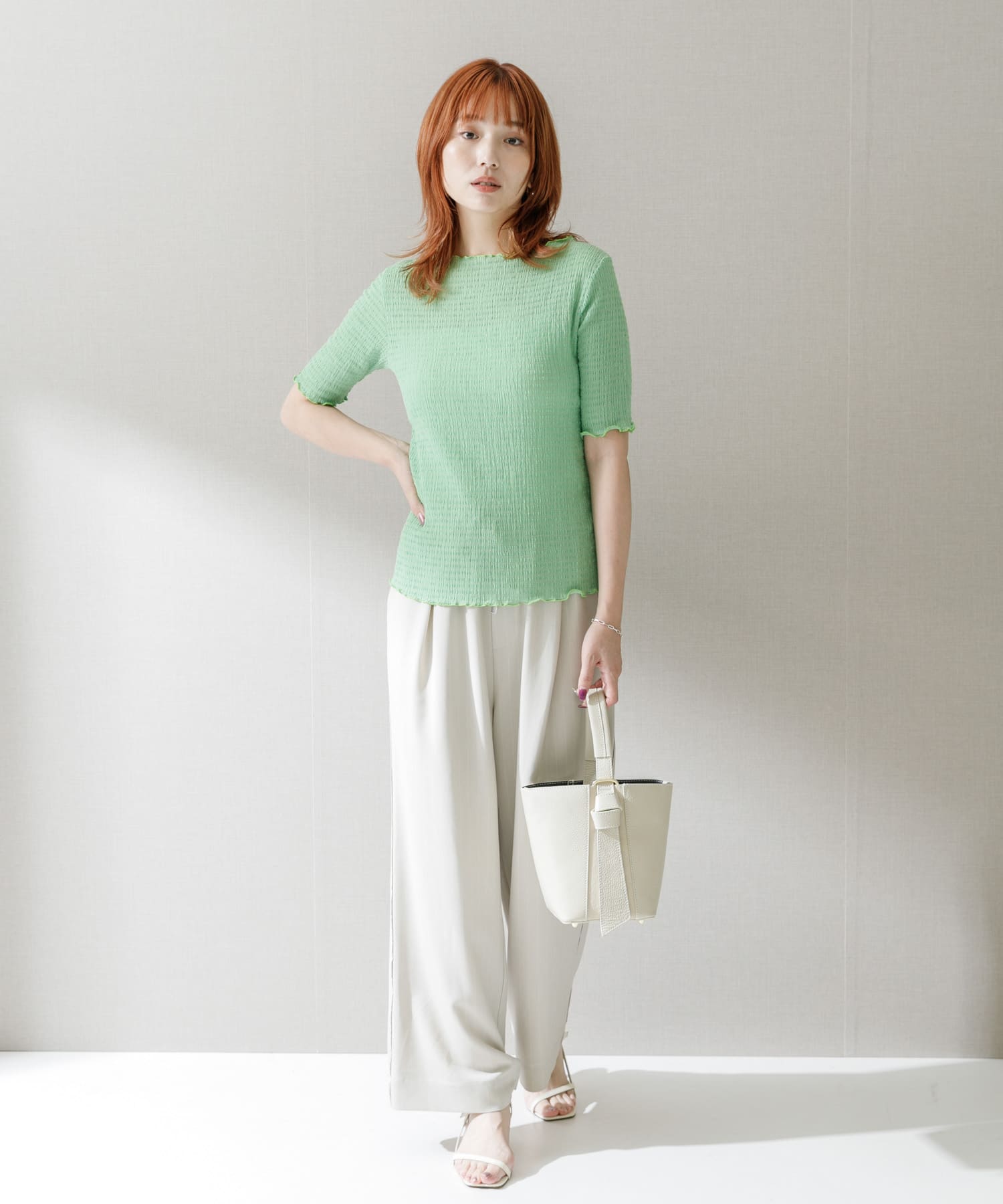GREEN