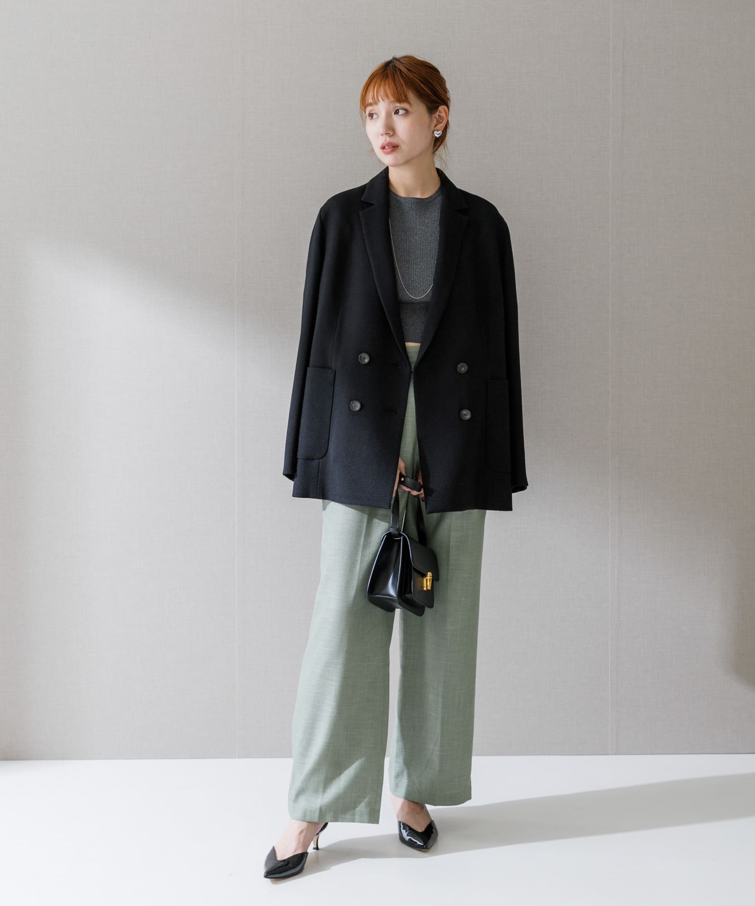 身長：168cm サイズ：38