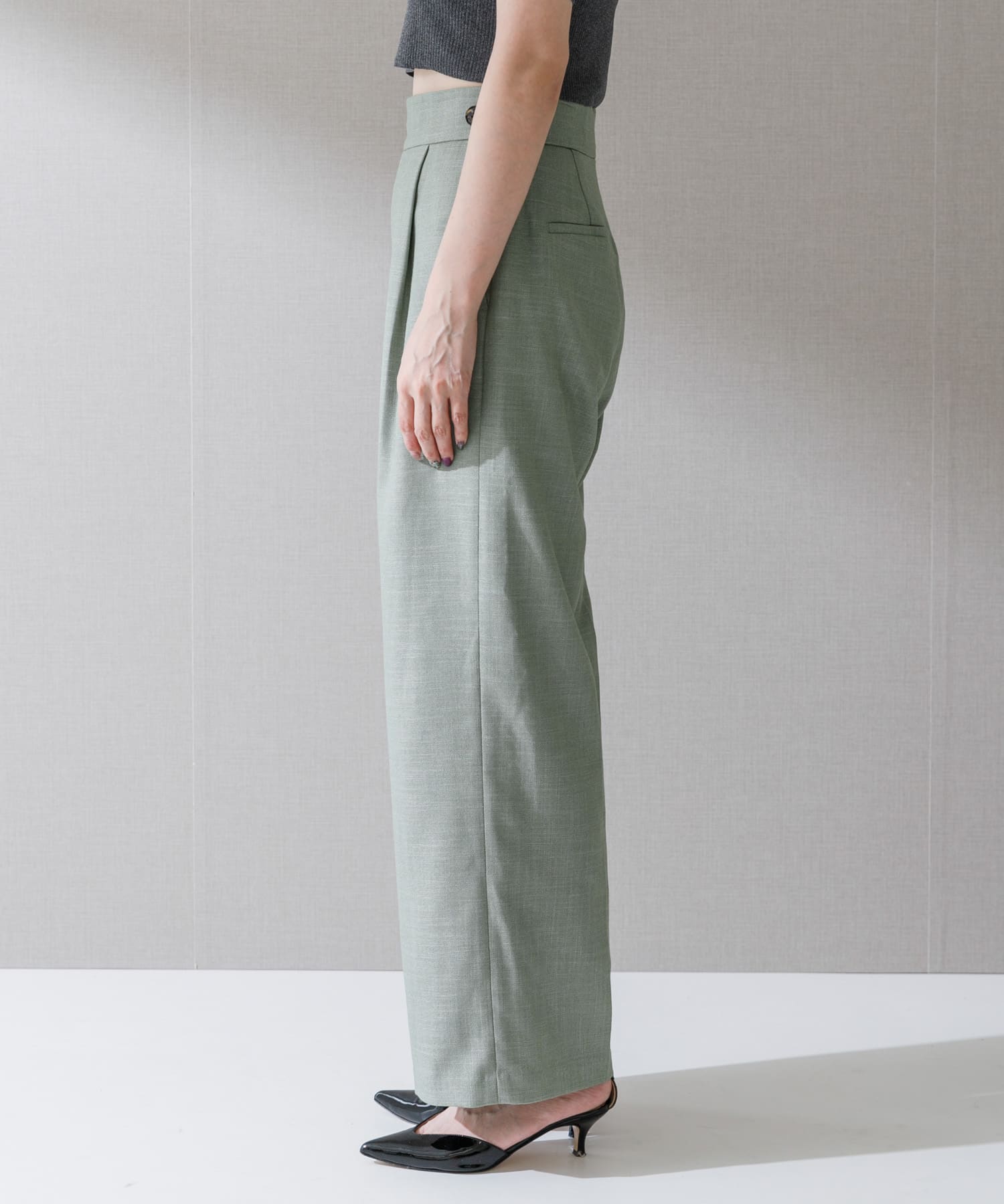 身長：168cm サイズ：38