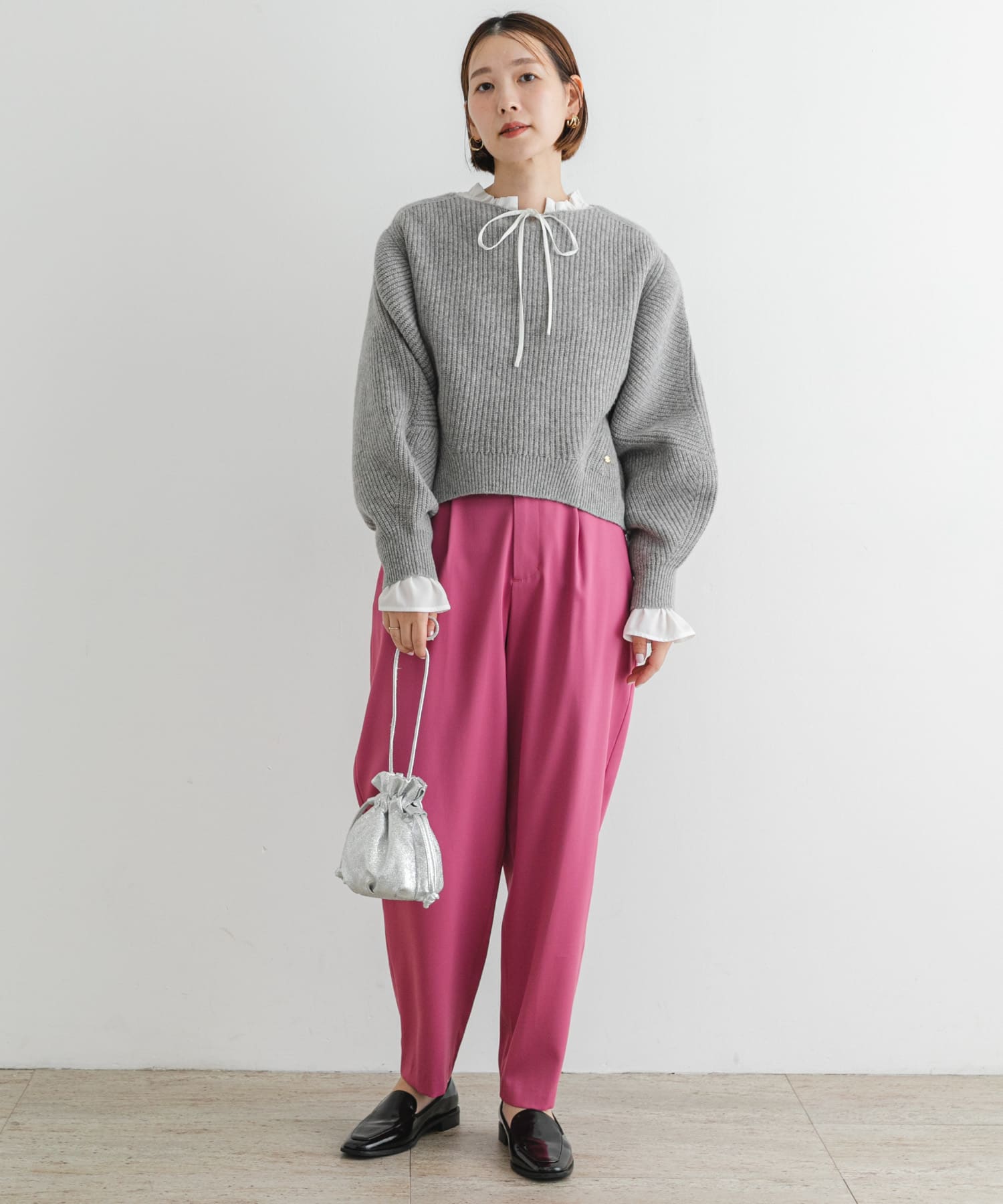 F by ROSSO サテンストレッチカーブフォルムパンツ(36 PINK): ボトム