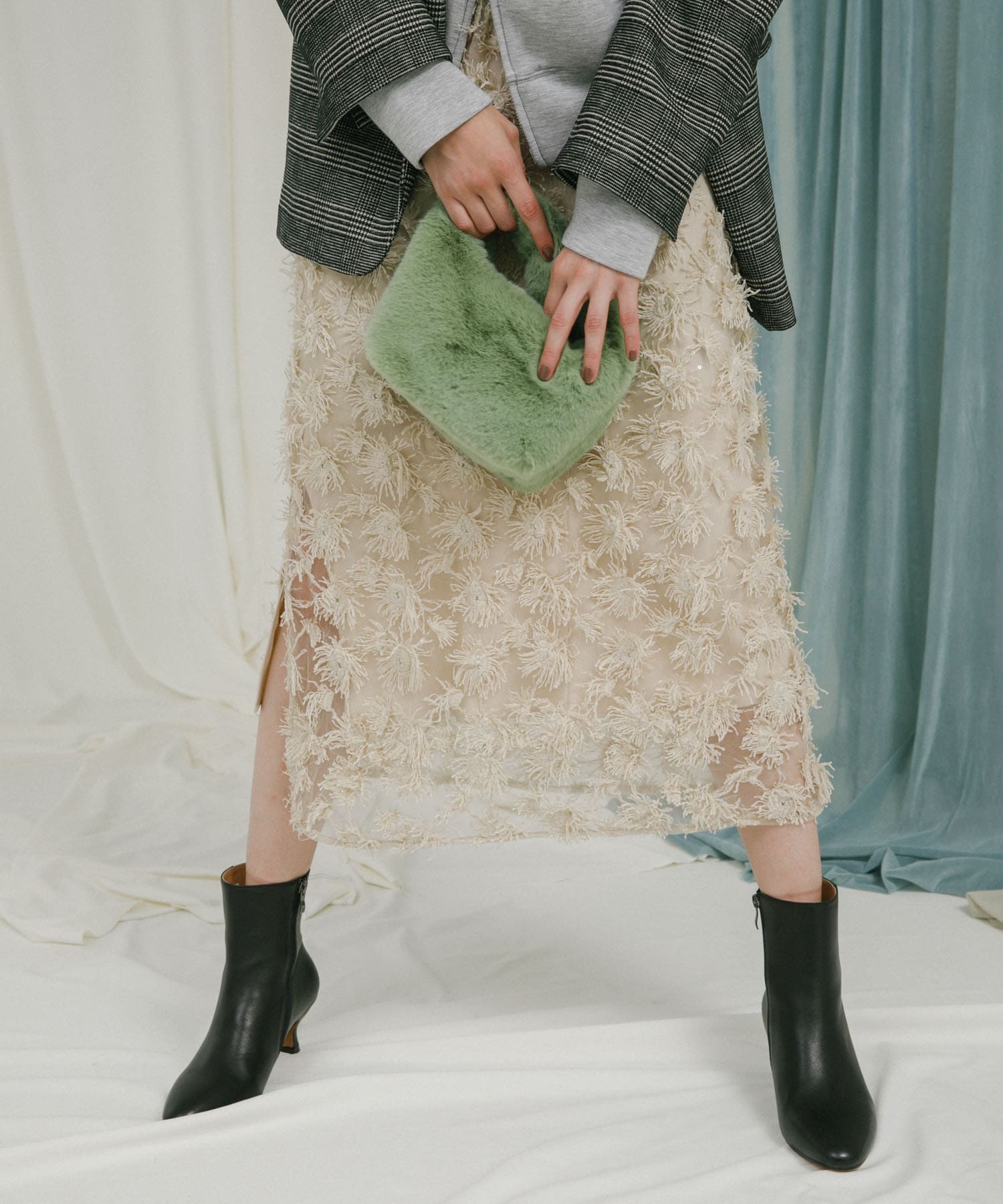 l.beige