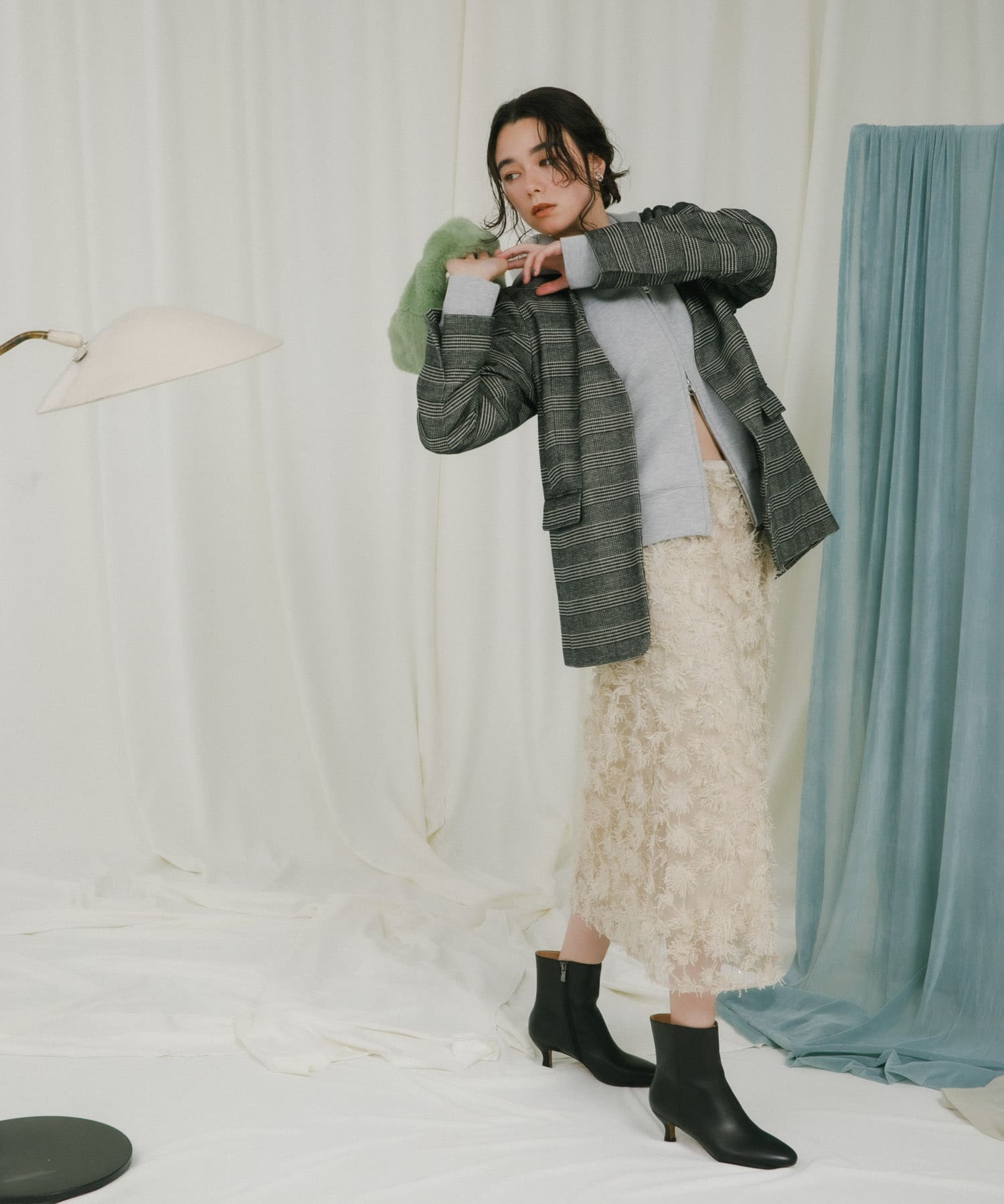 l.beige