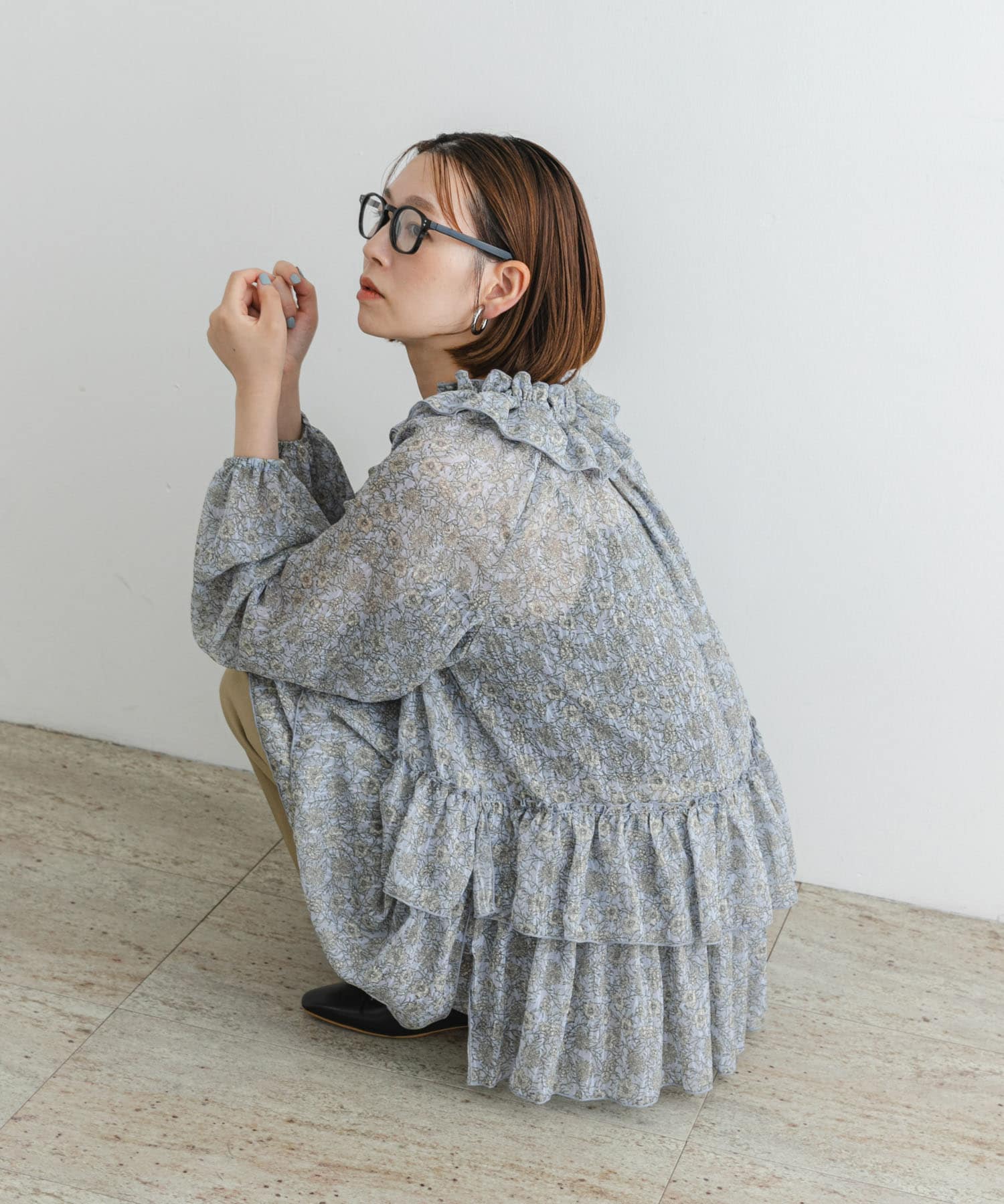 F by ROSSO　フラワープリントティアードミニワンピース