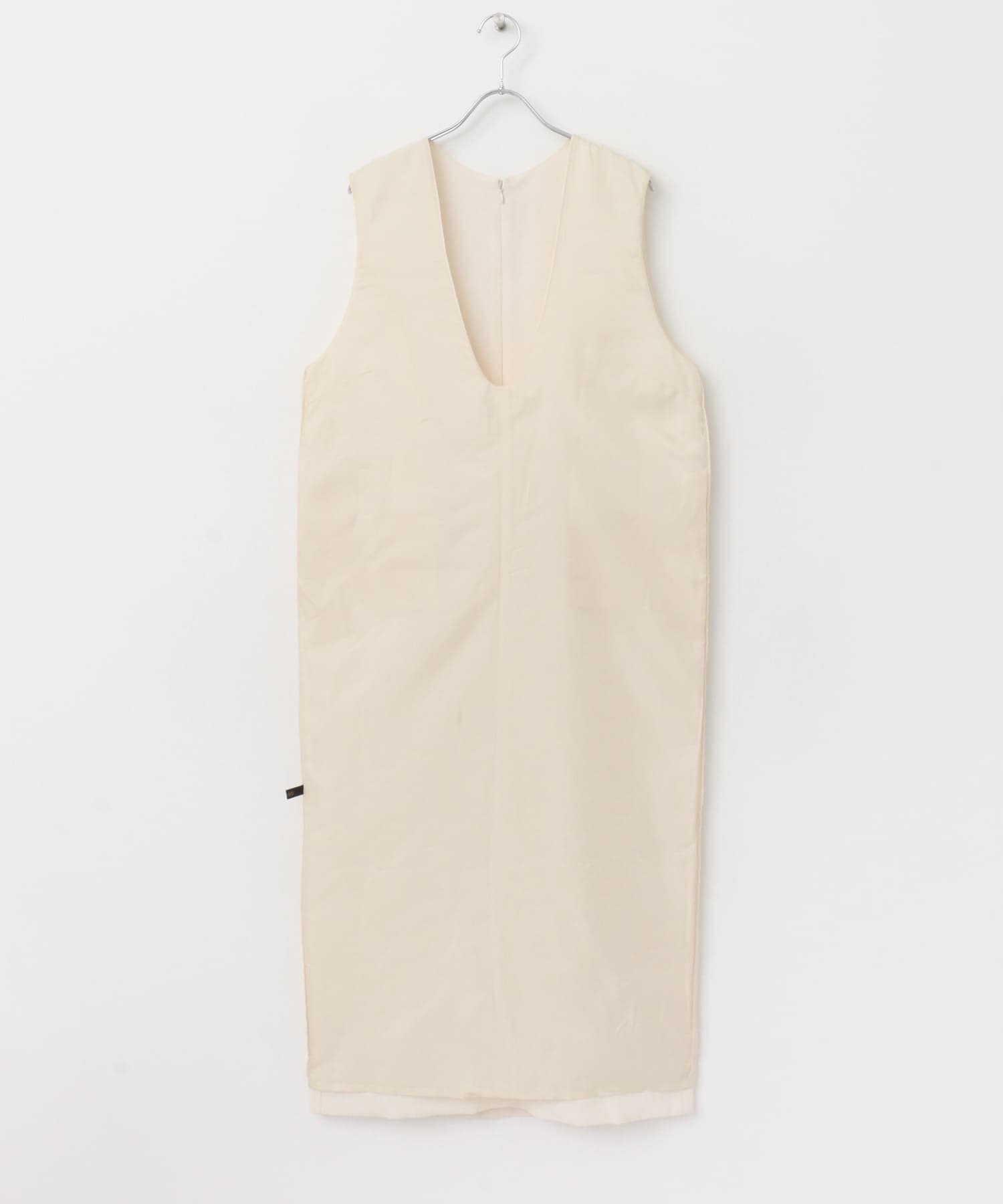 Uネックフォルムジャンパーワンピース OFF WHITE FREE