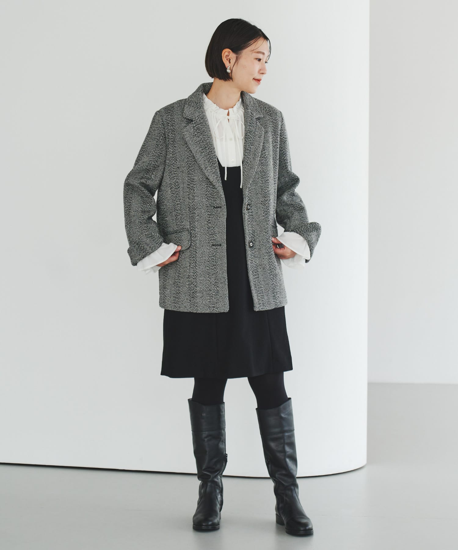 身長：164cm サイズ：38