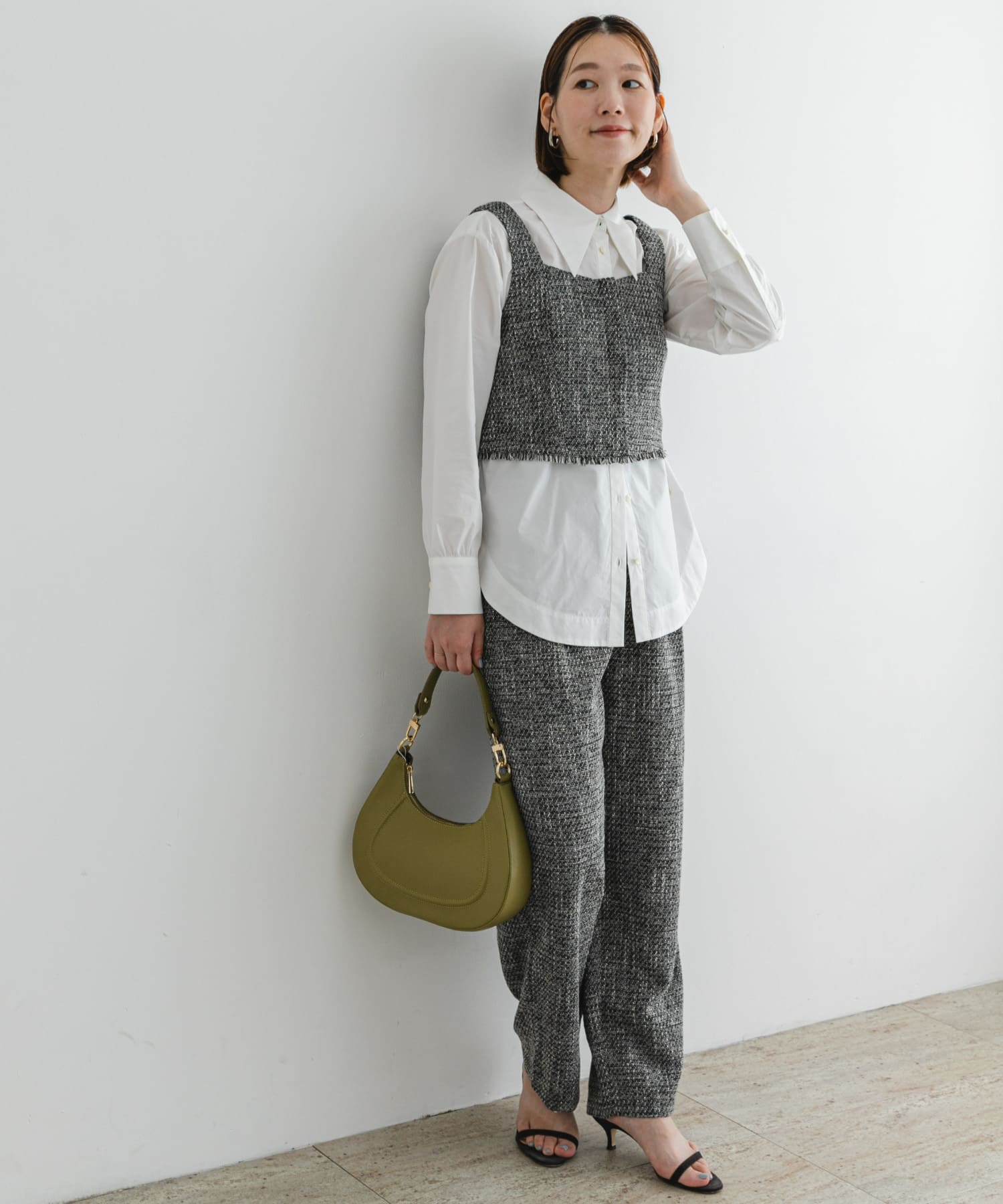 身長：164cm サイズ：38