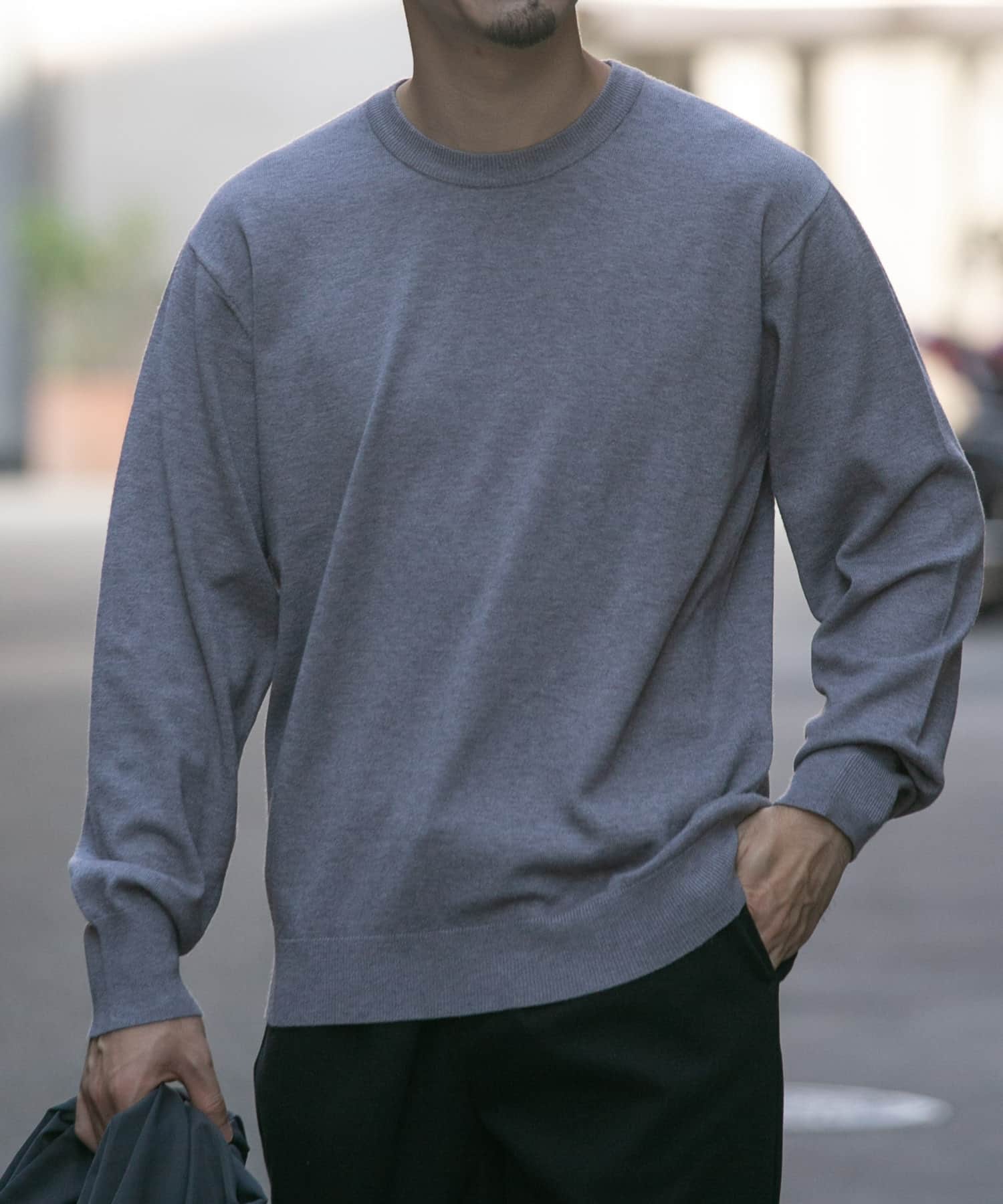 GRAY