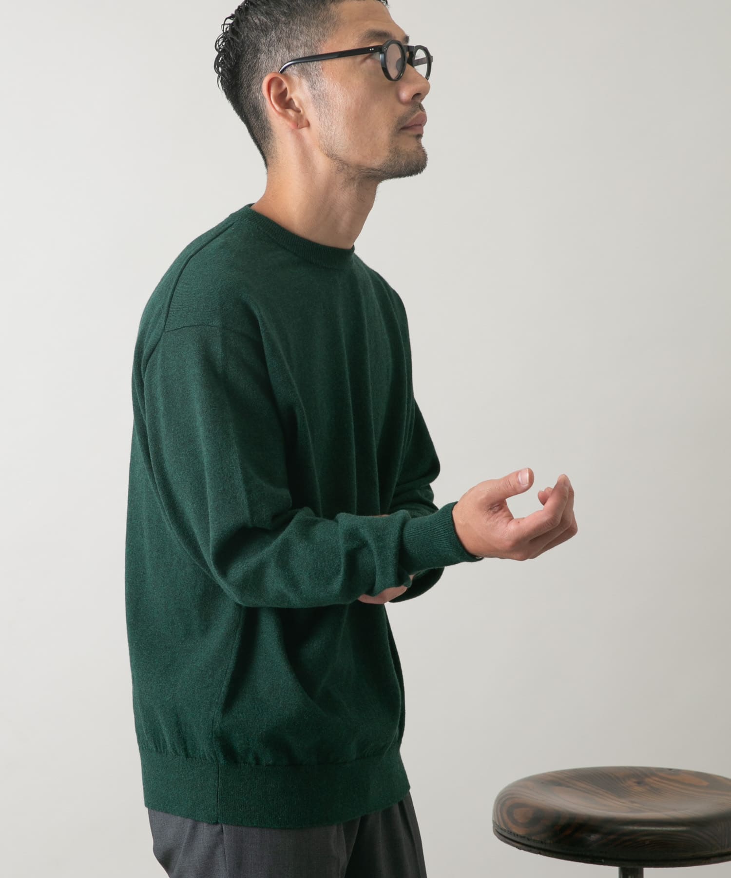 GREEN