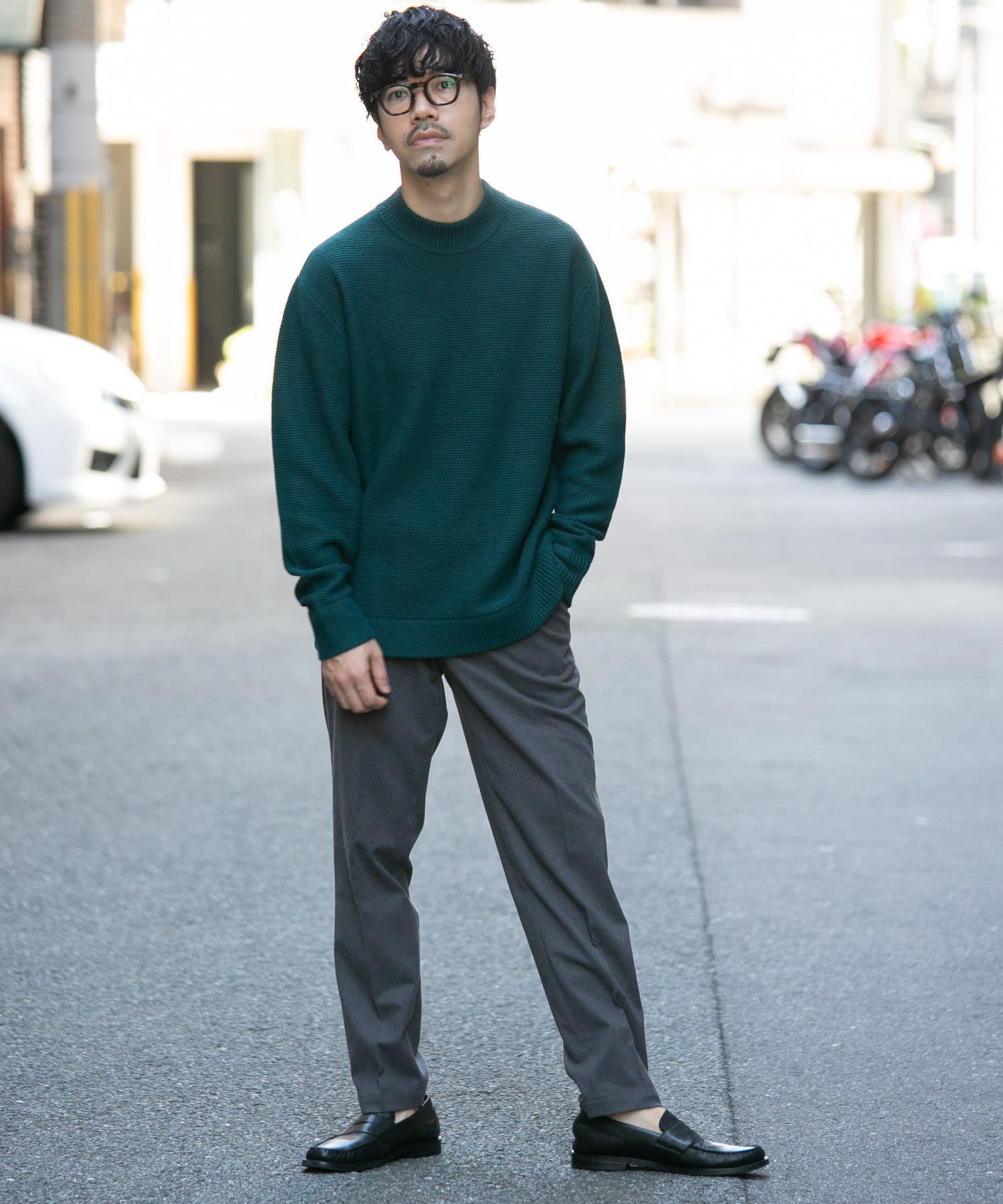 GREEN