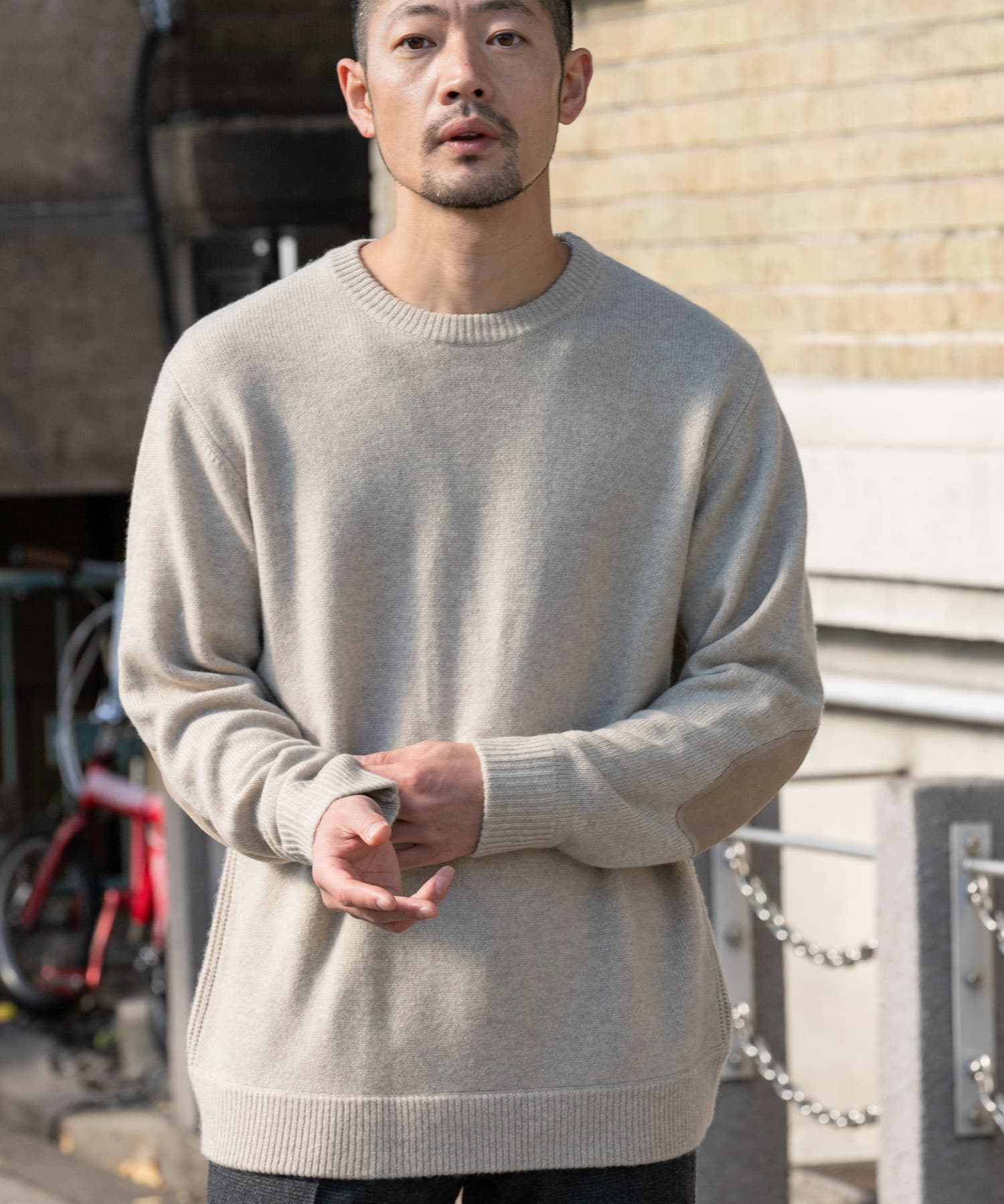 BEIGE