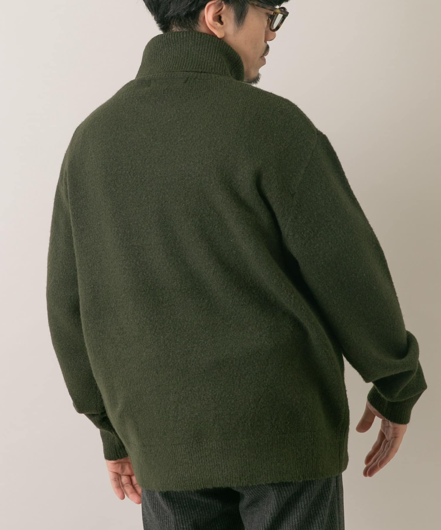 KHAKI