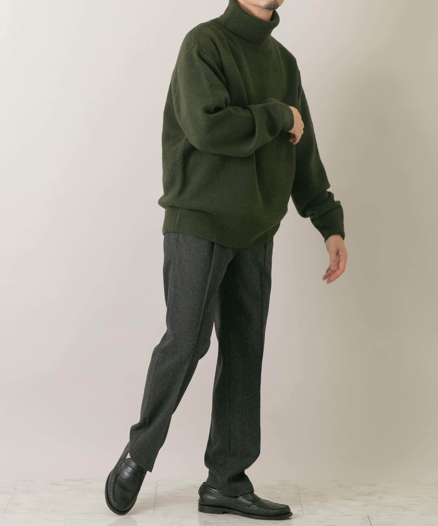 KHAKI