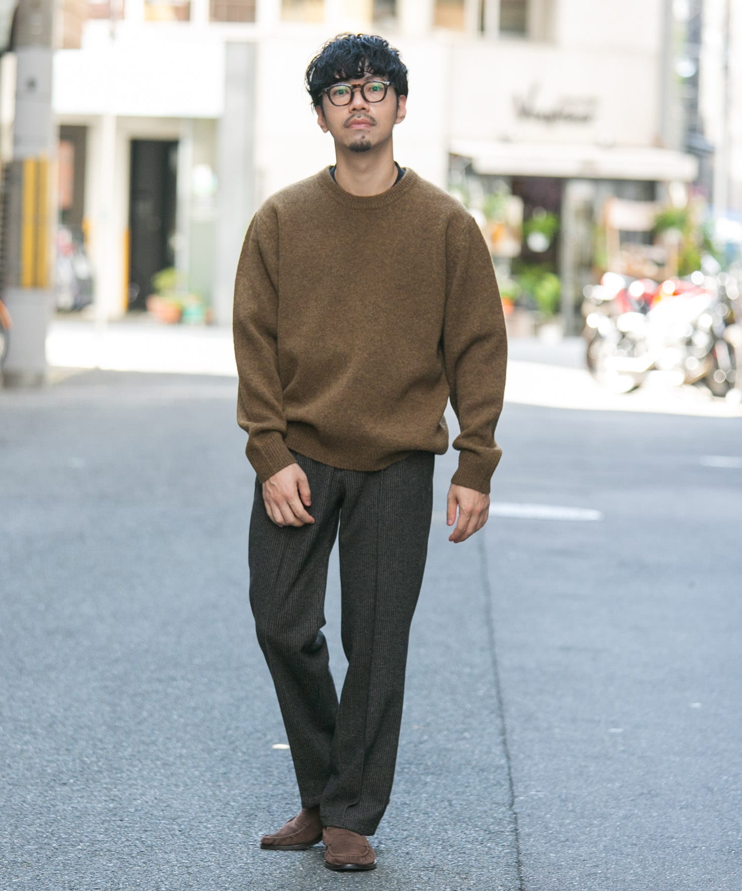 KHAKI