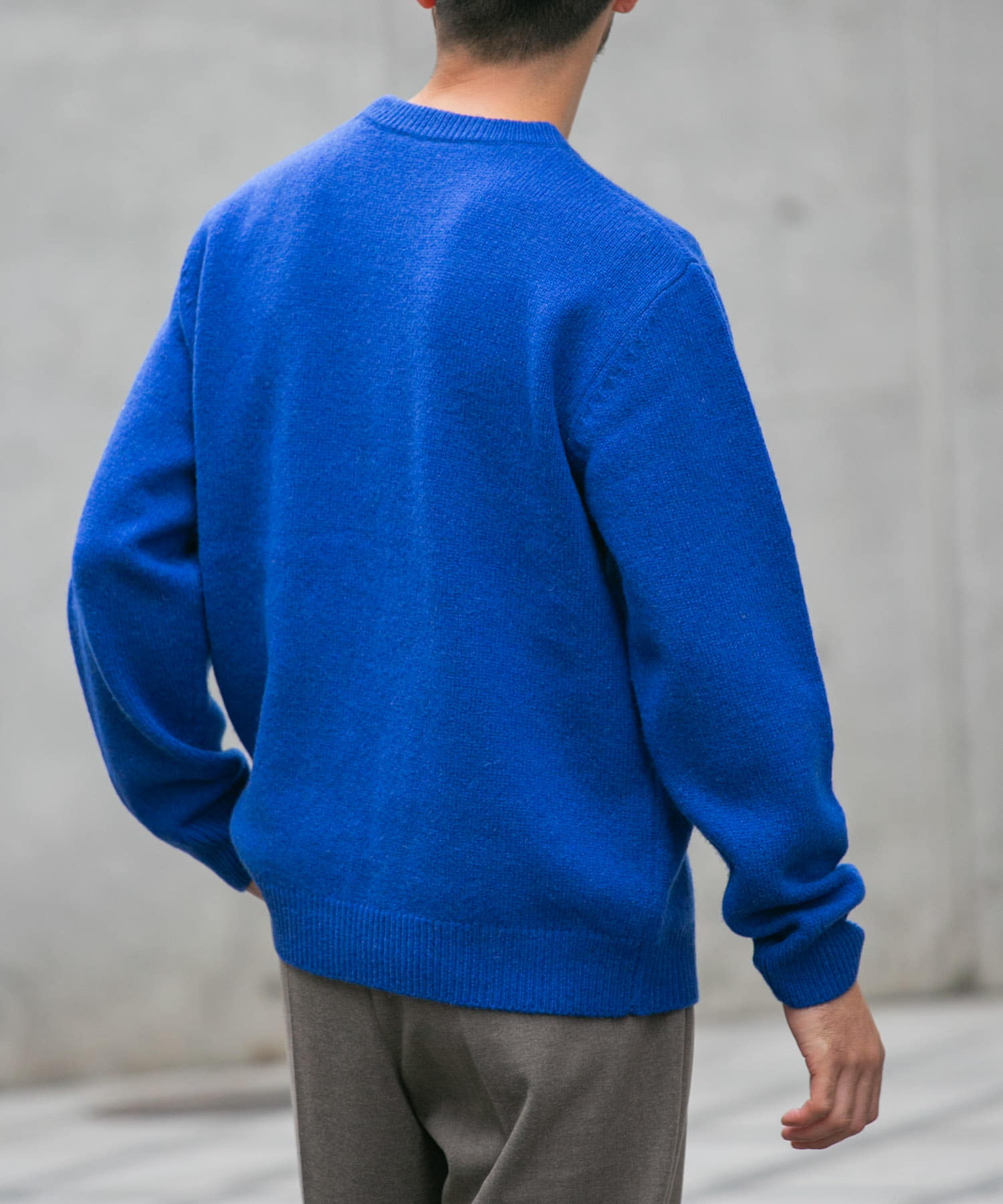 ROYAL BLUE
