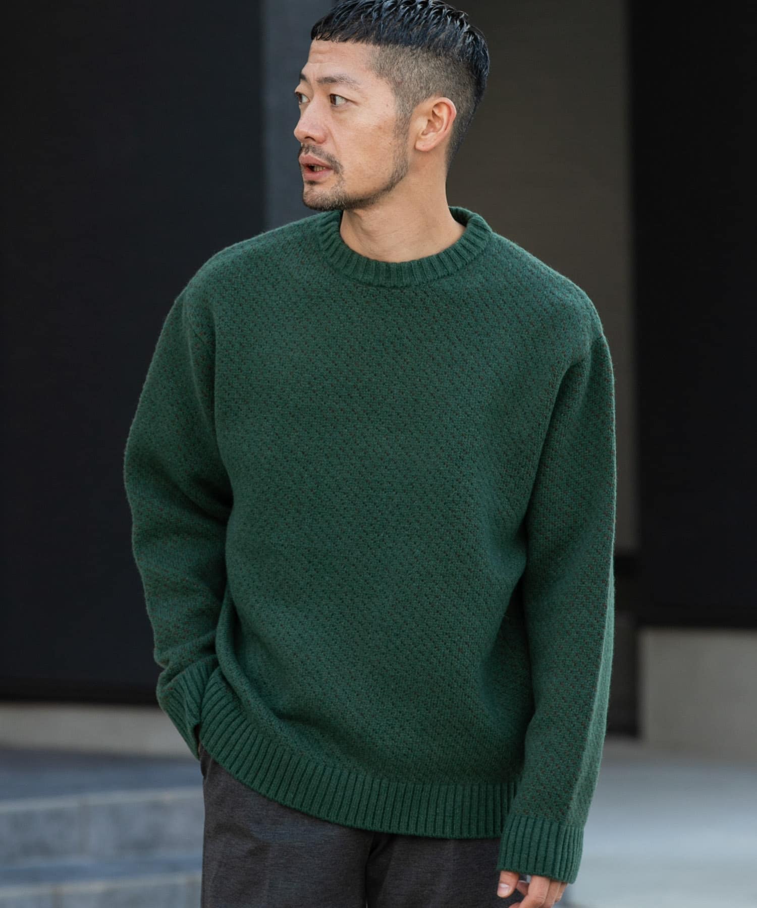 KHAKI