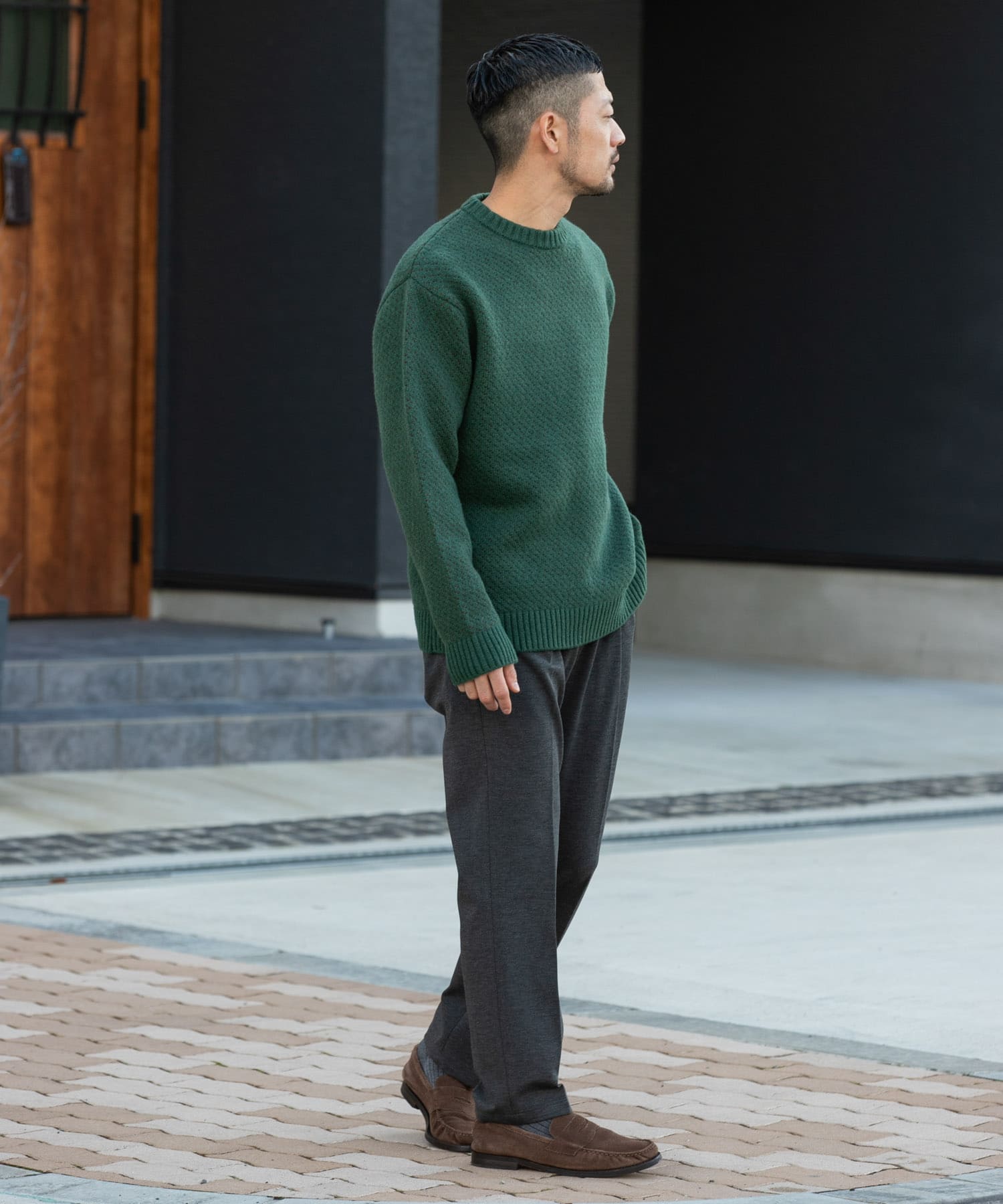 KHAKI