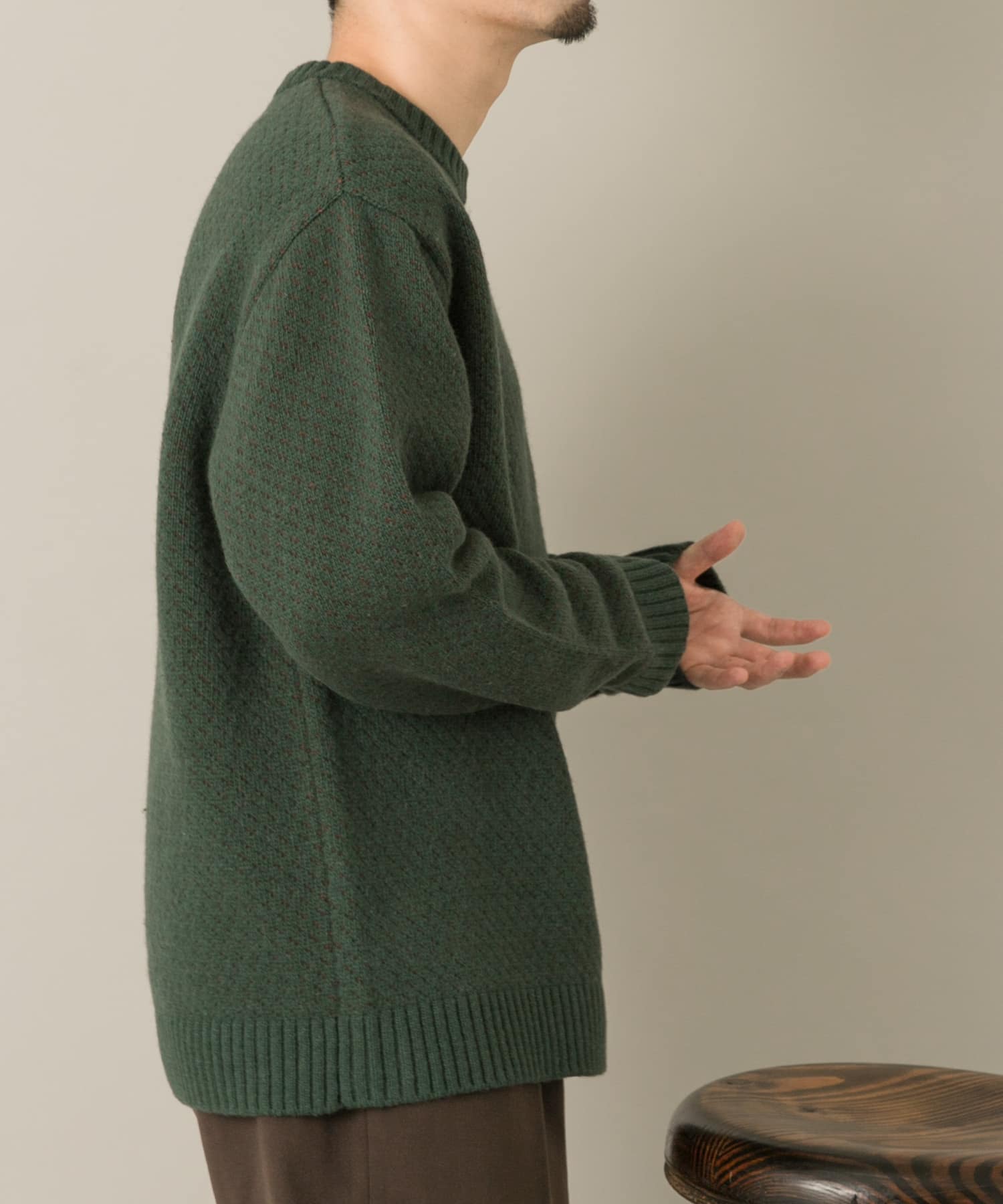 KHAKI