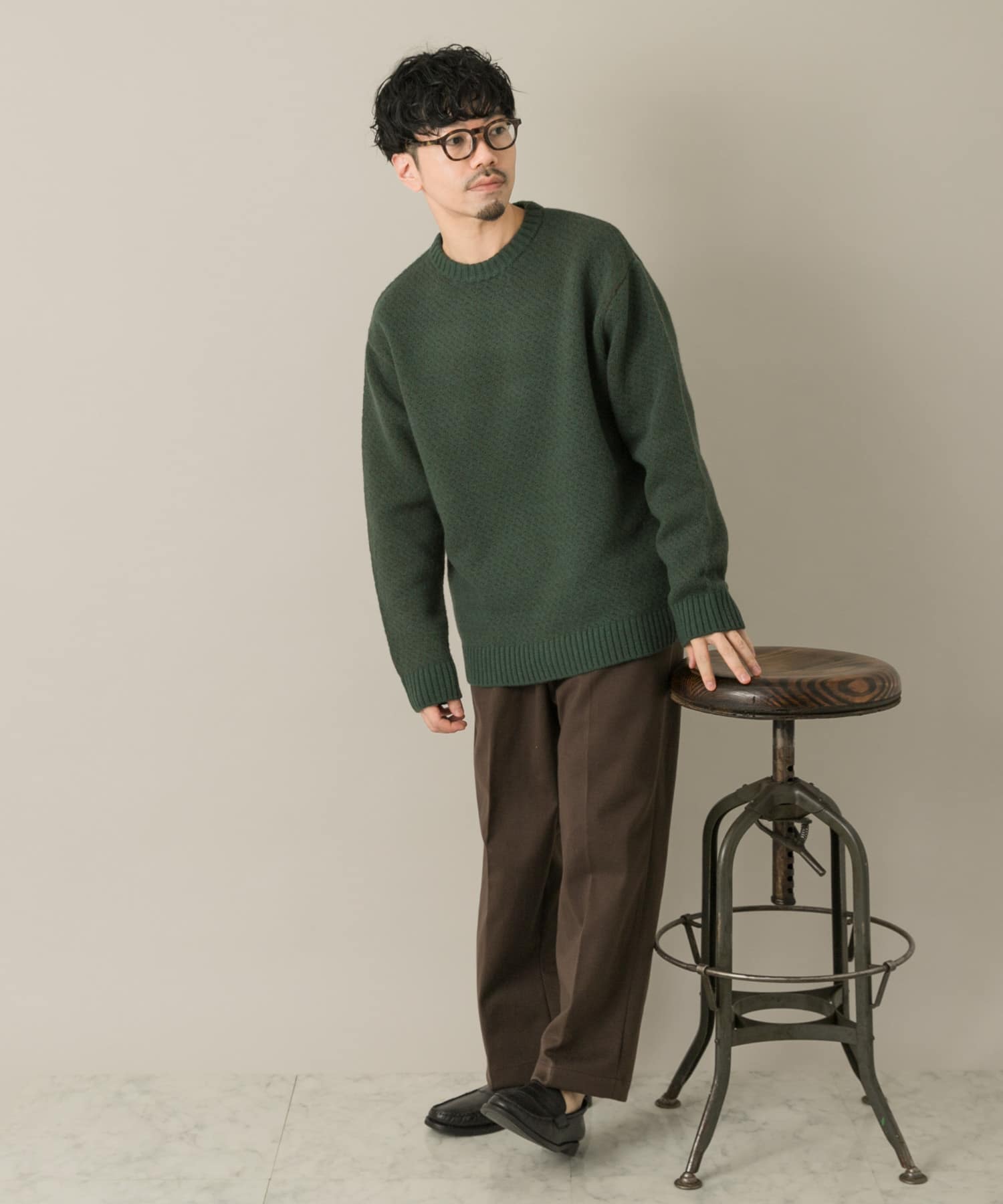 KHAKI