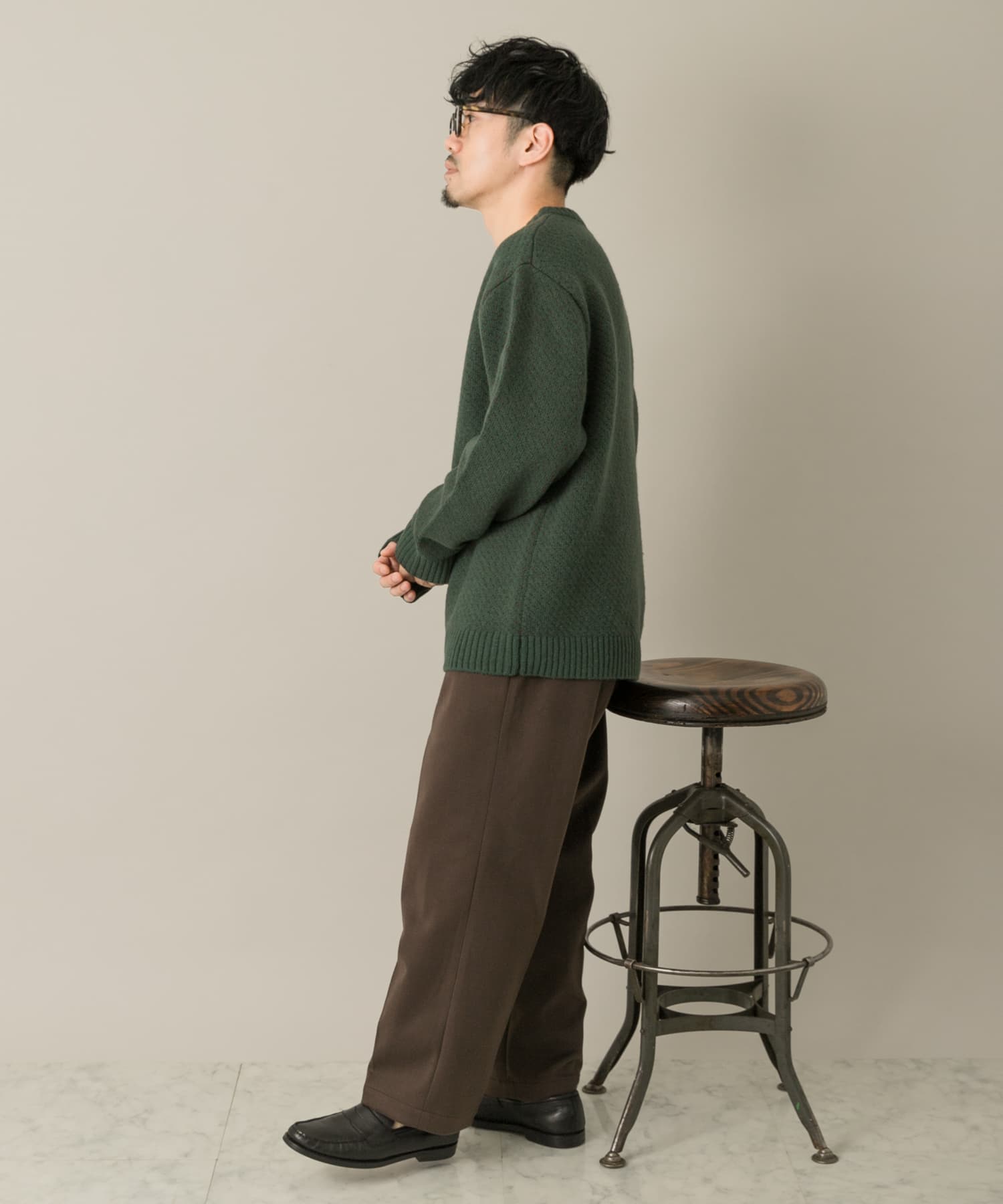 KHAKI